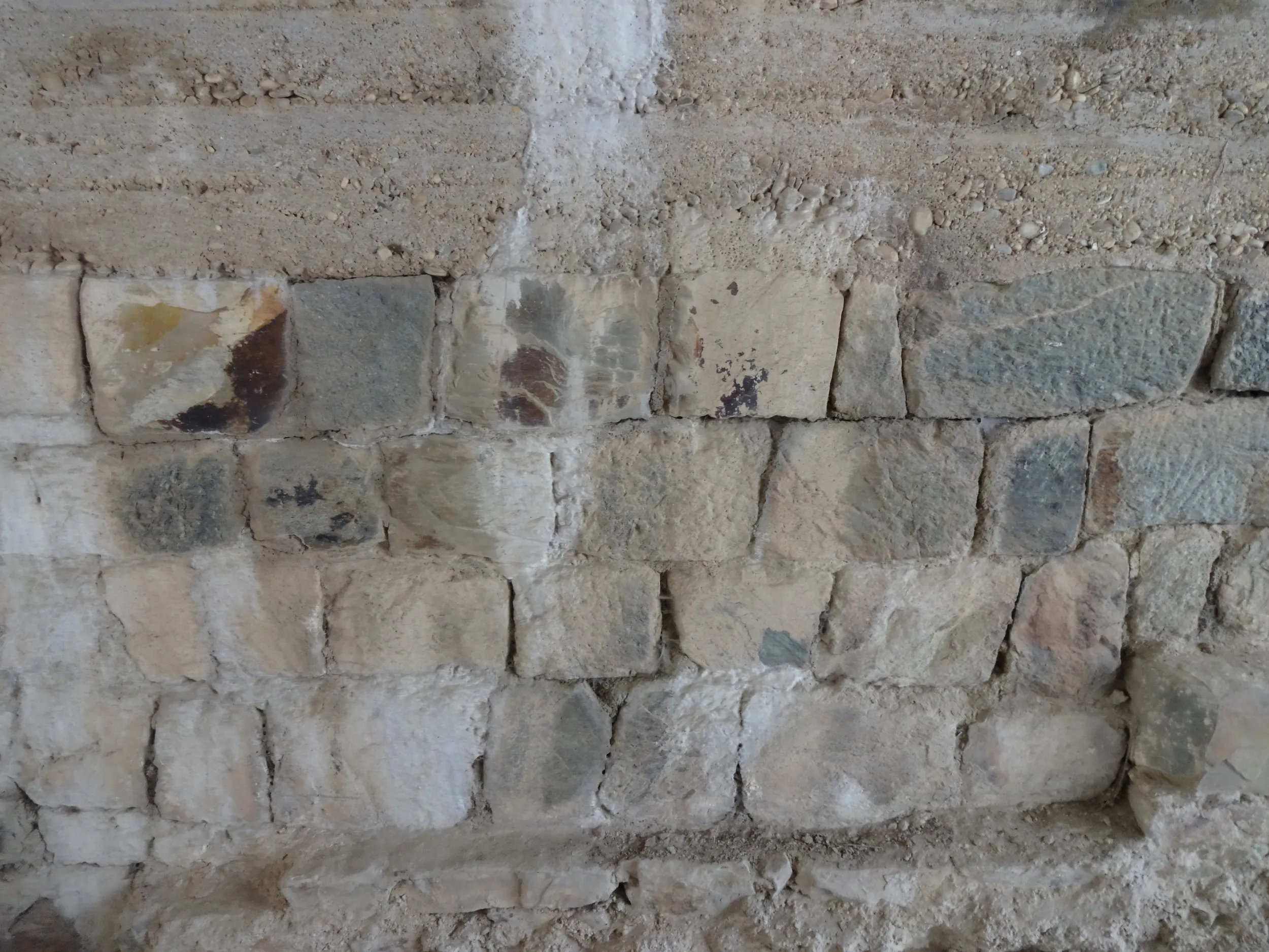 基礎の石ブロック