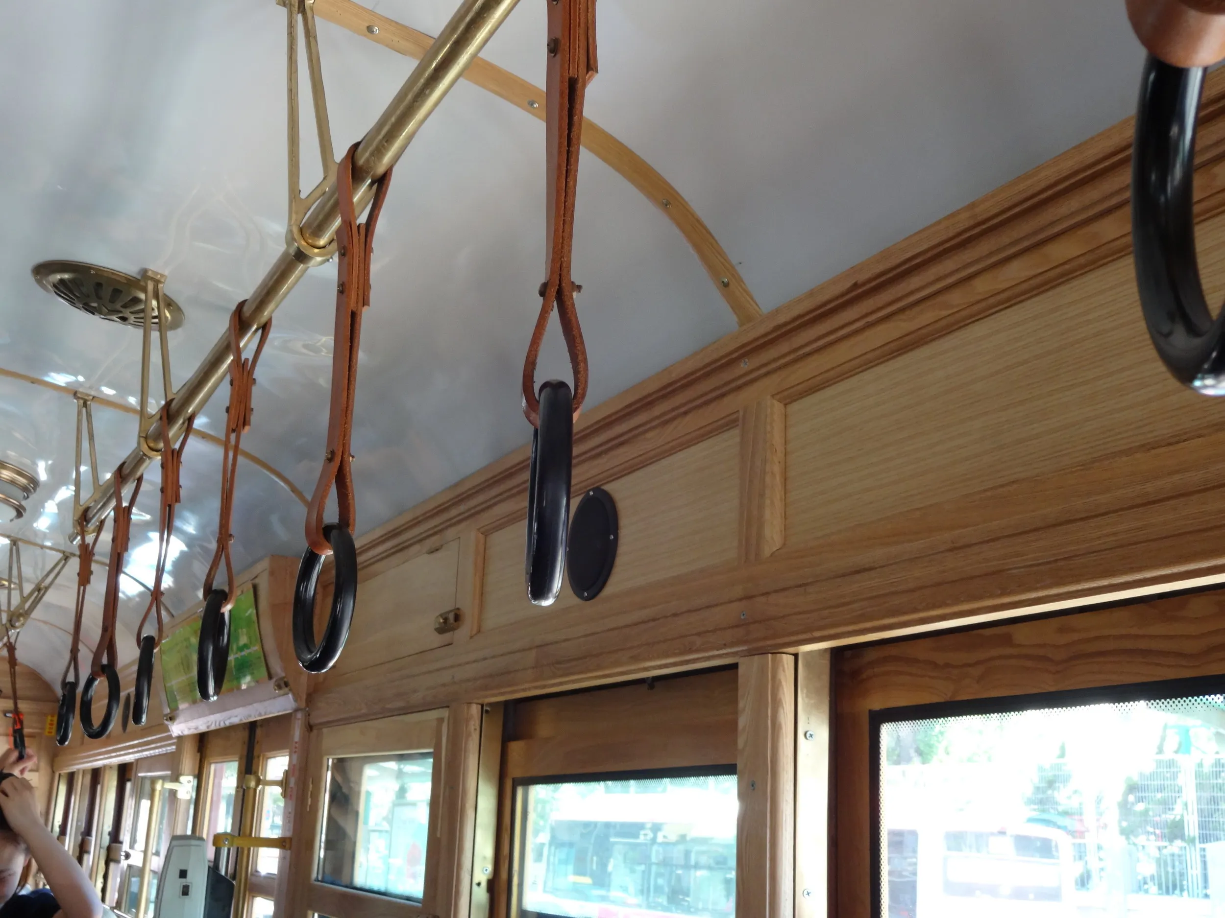 レトロなつり革