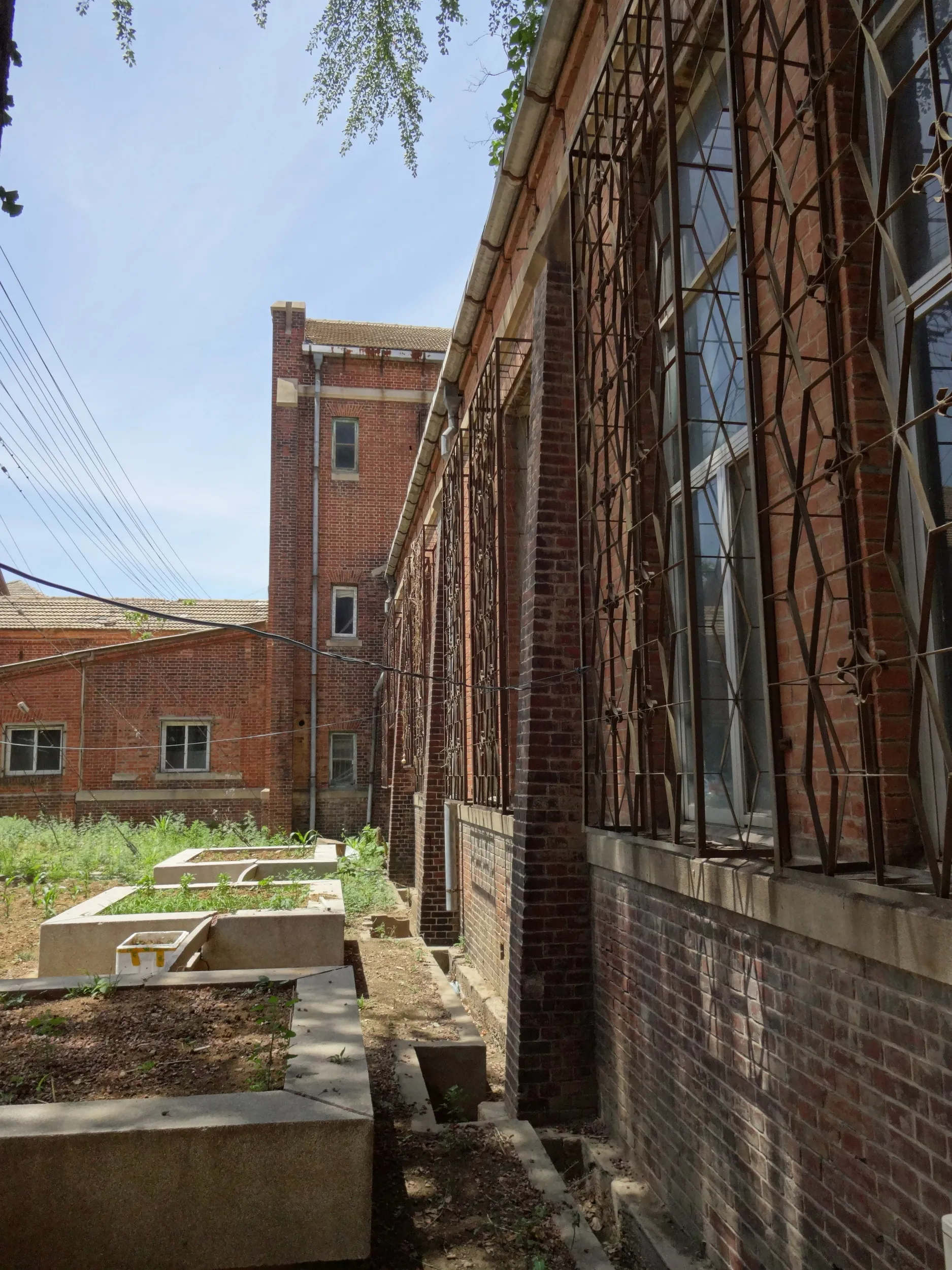 歴史を感じるレンガ造り