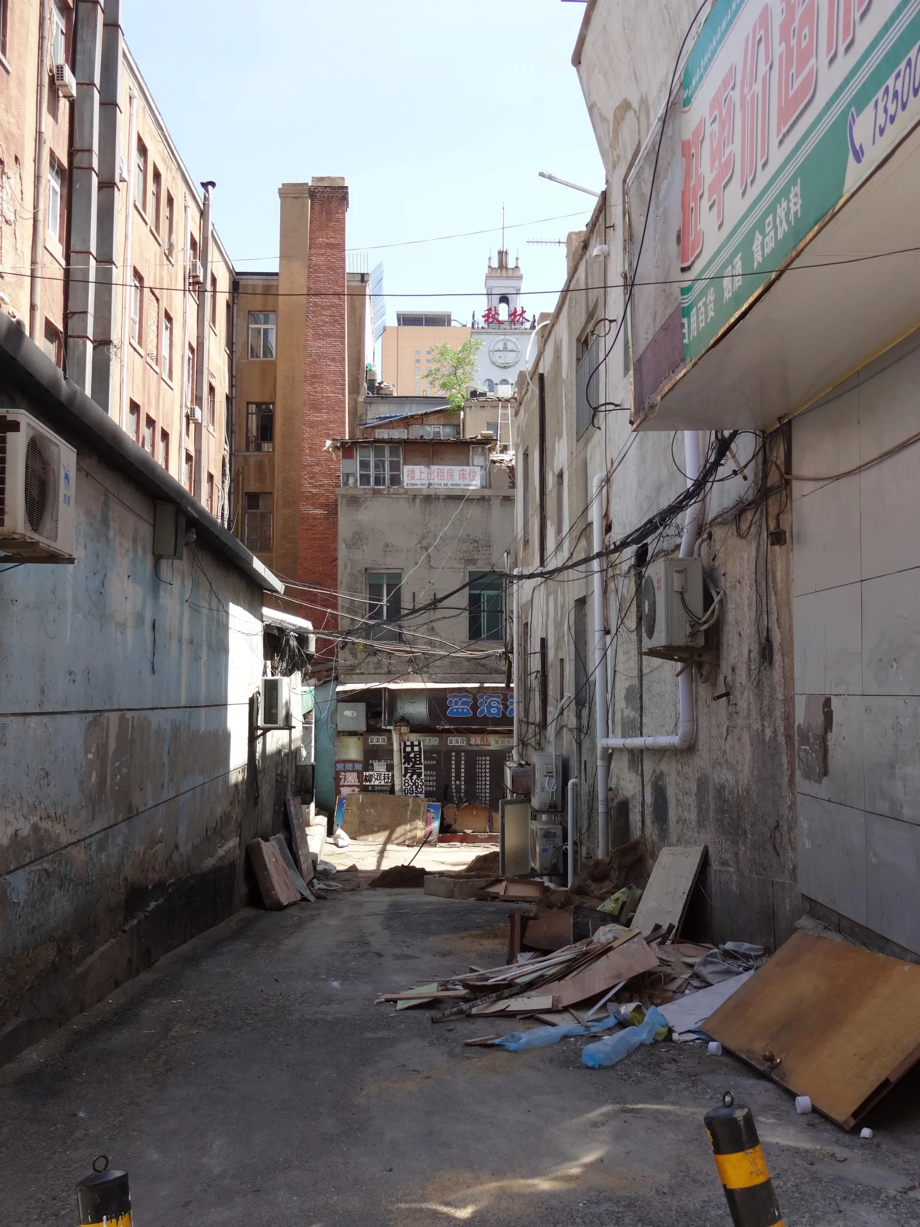 大連駅前の風景
