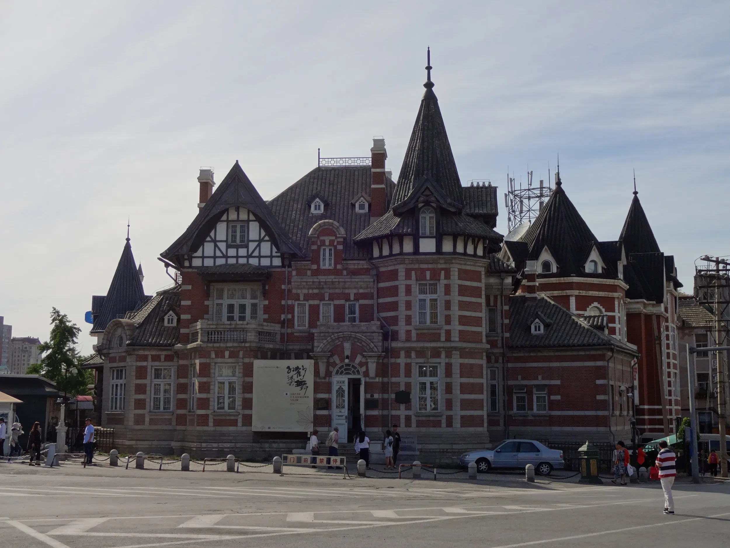 ロシア風情街の入口