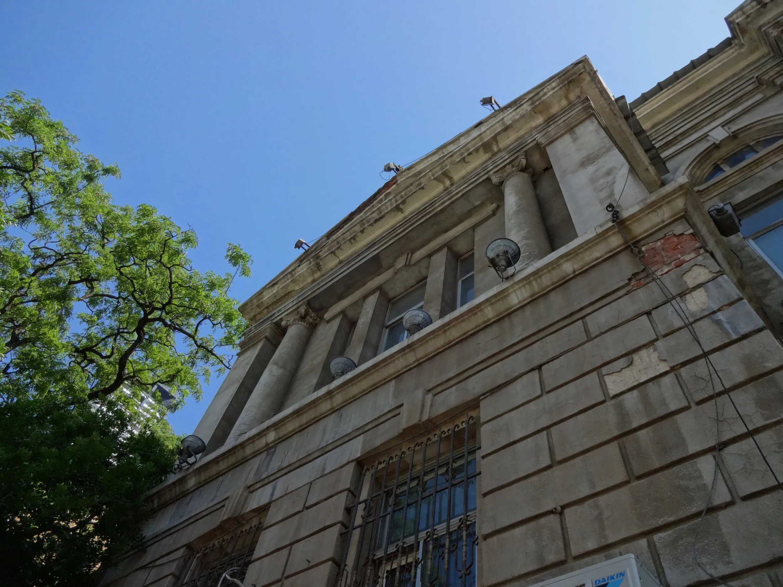 南満州鉄道株式会社跡の外観