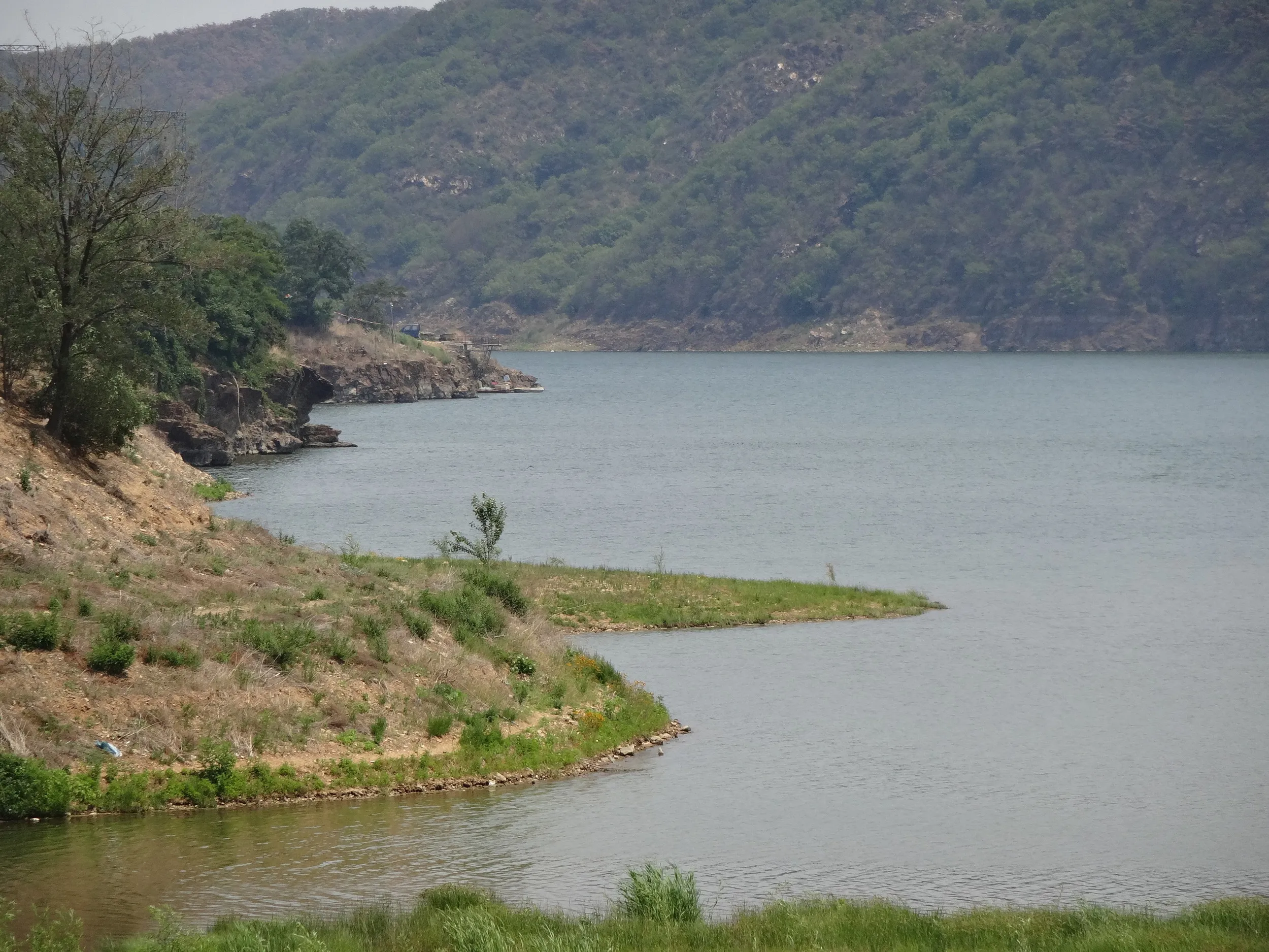 西山水庫の風景