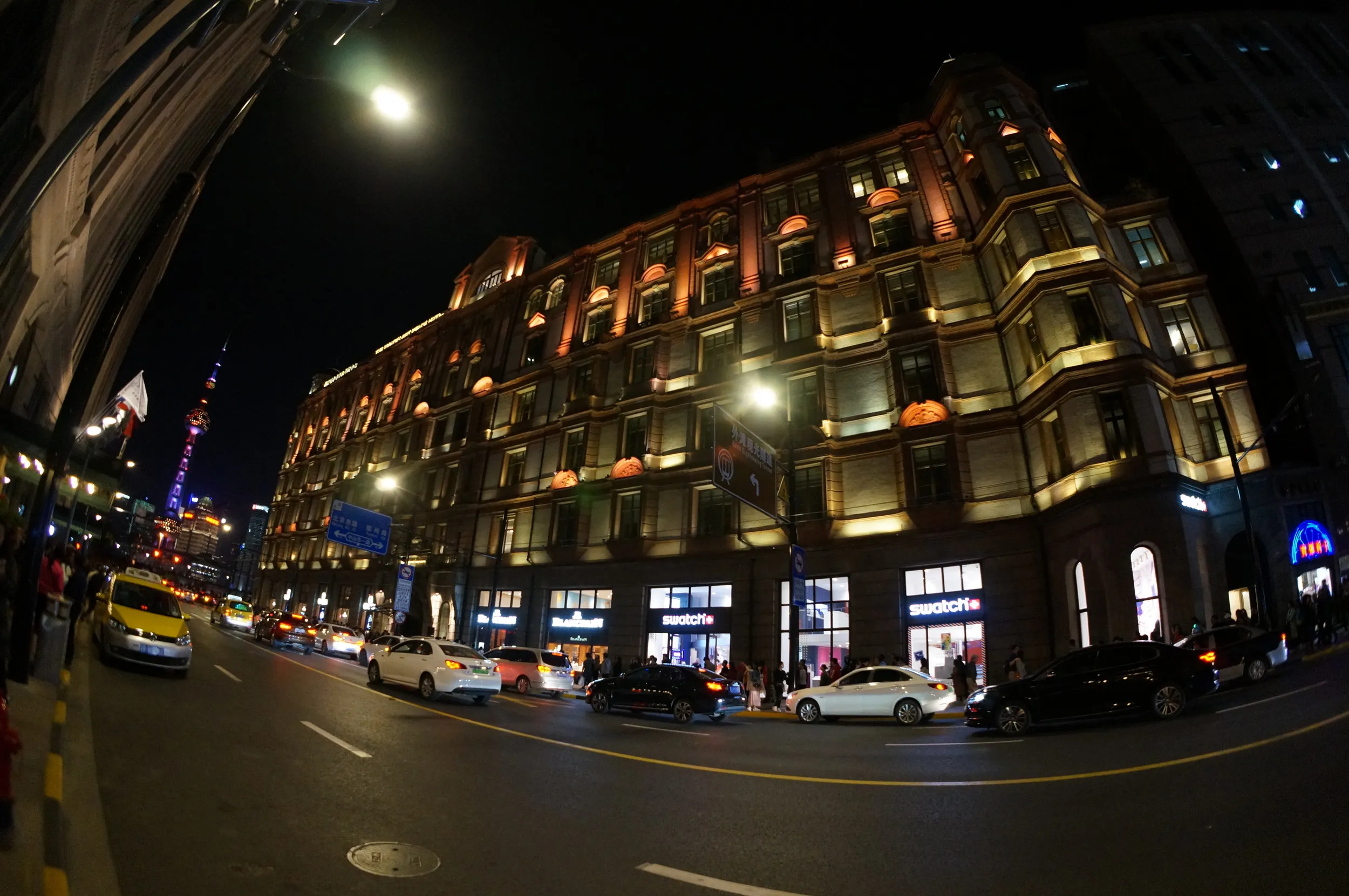 夜の外灘へ散歩