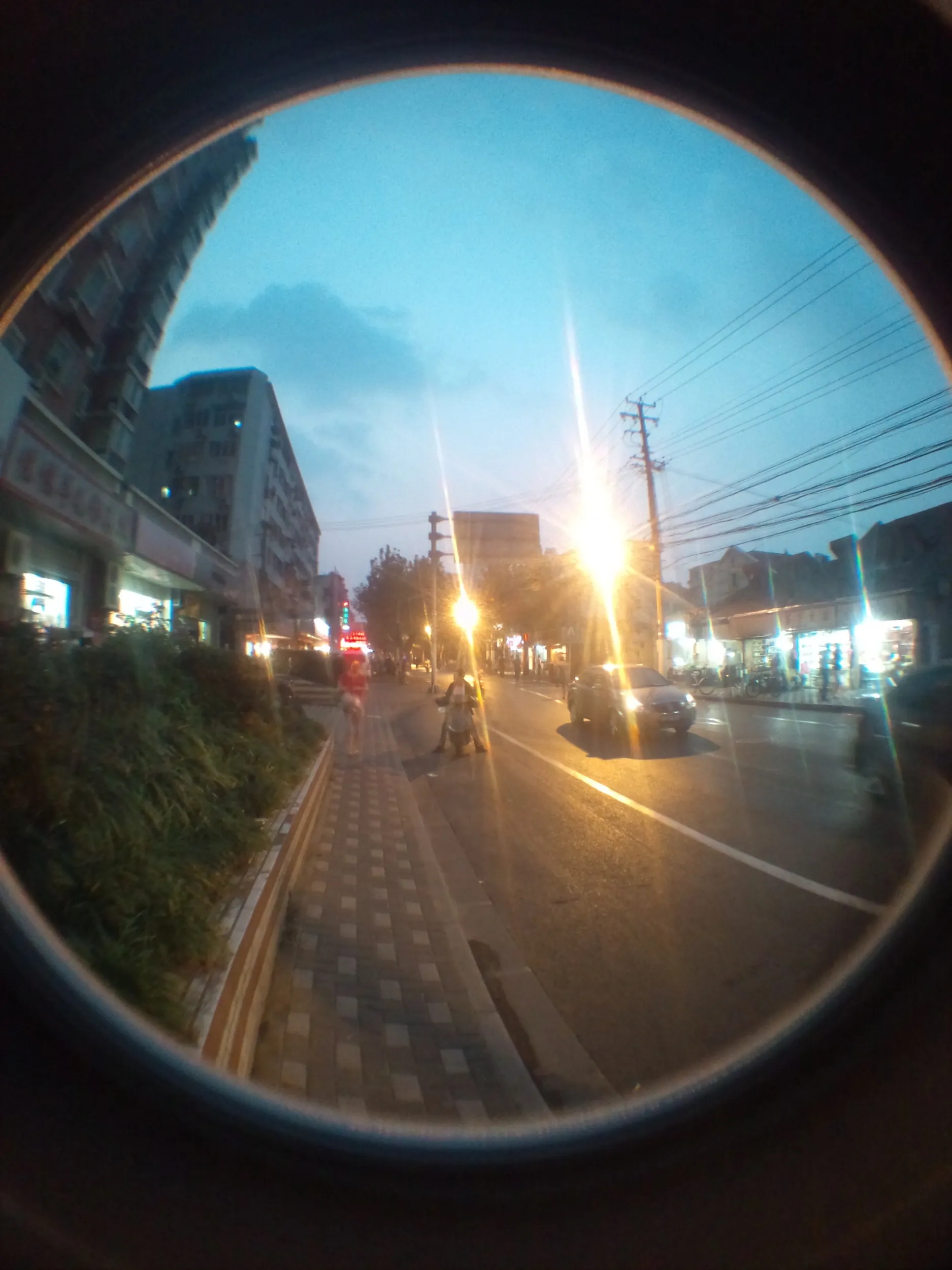 芷江西路の夜景