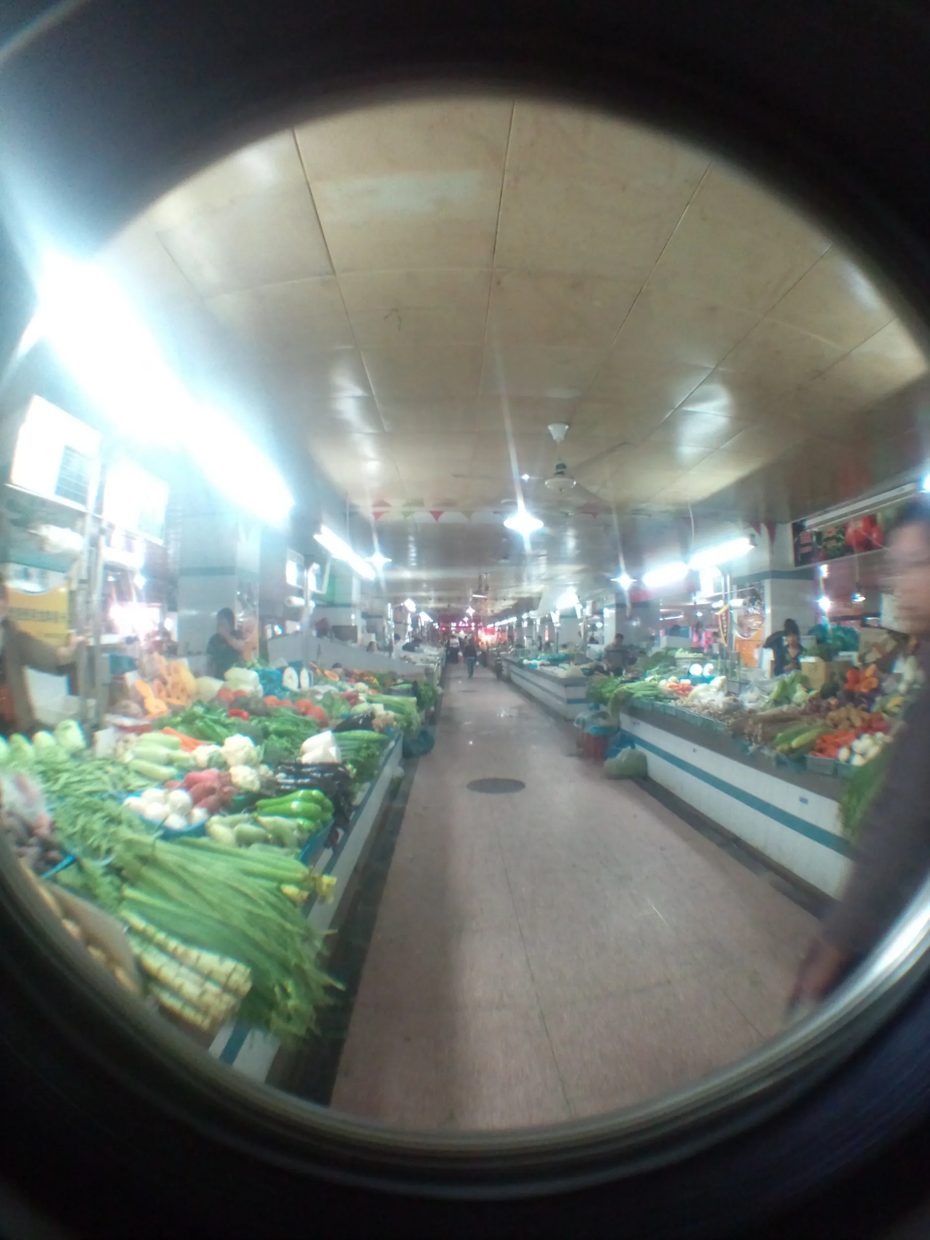 芷江西路の市場