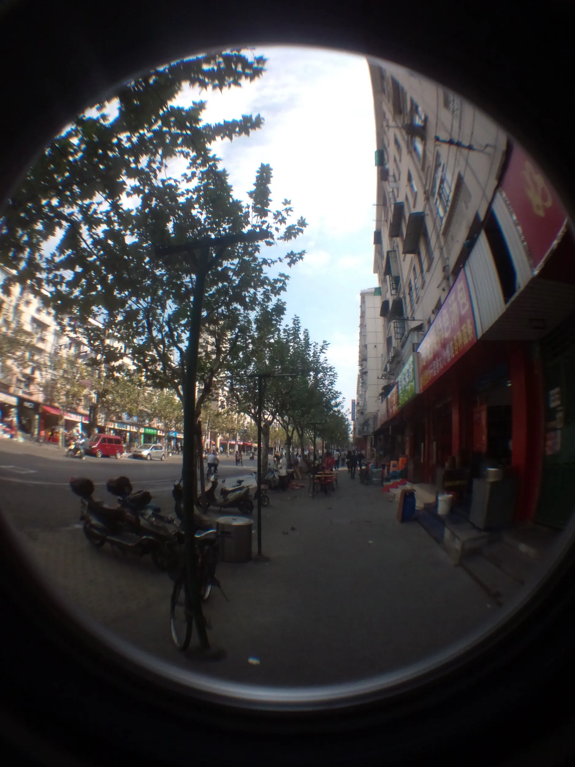 芷江西路の近く