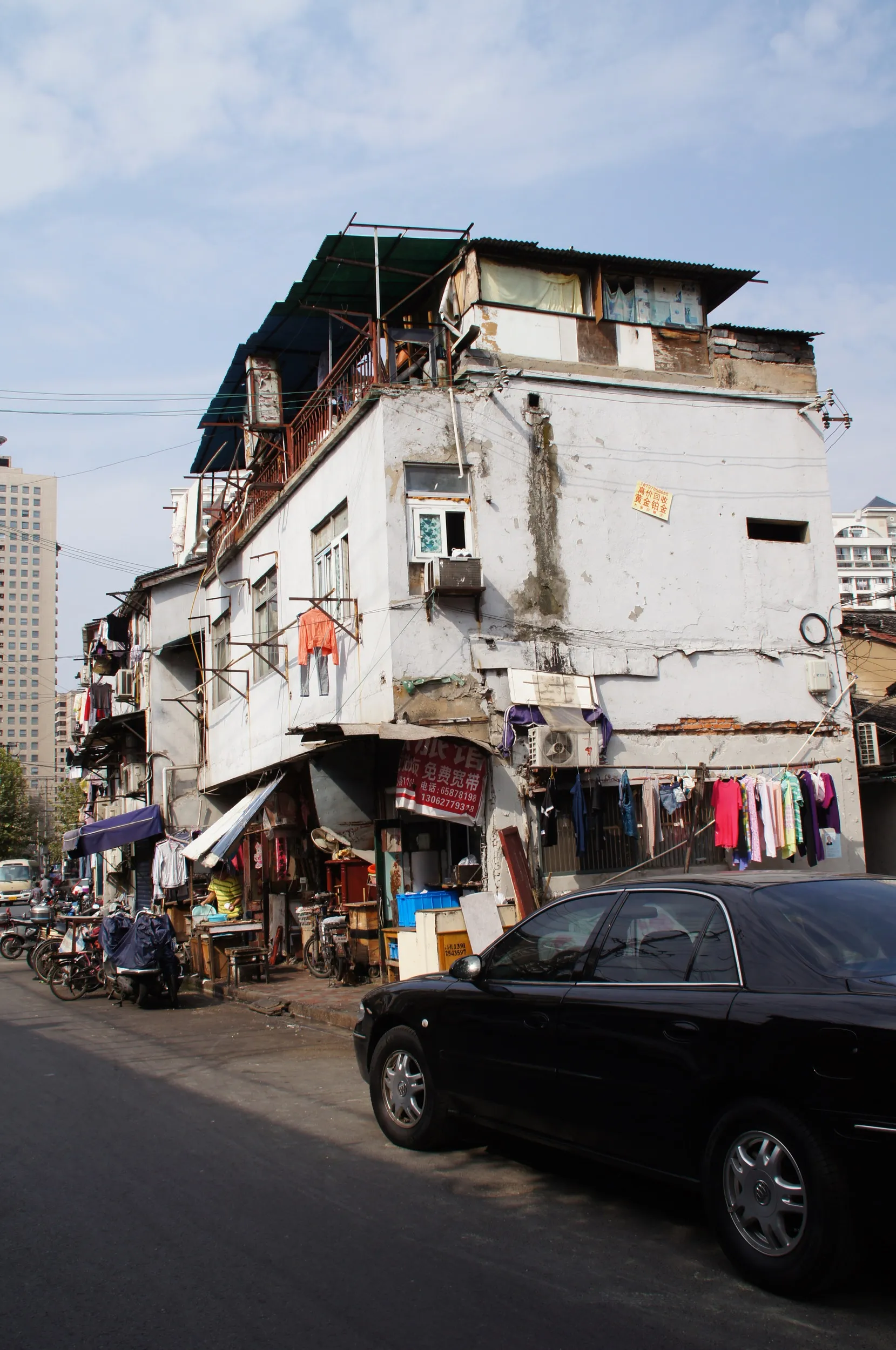 国慶路と弄堂の風景