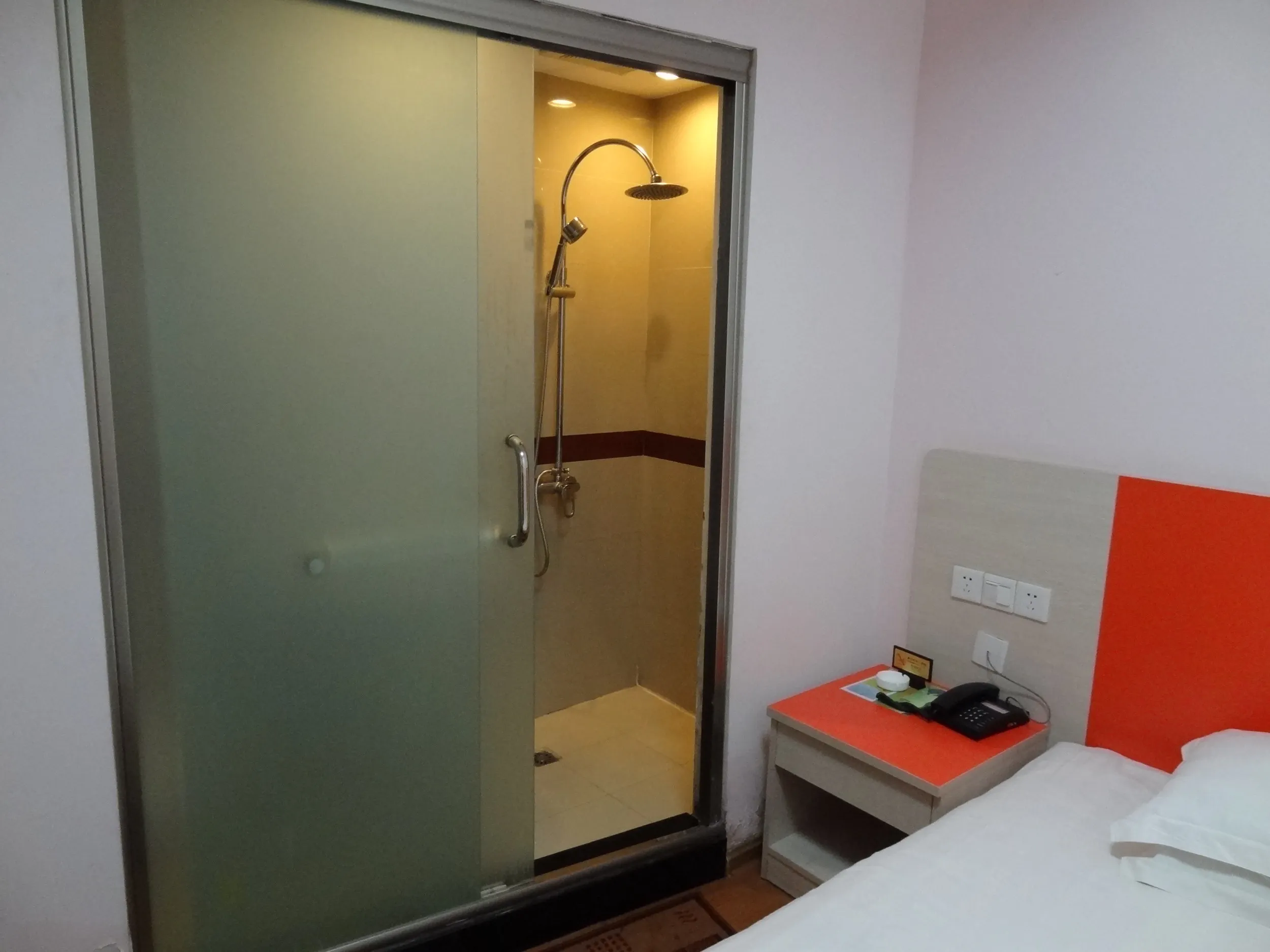 蒲江之星のベッド