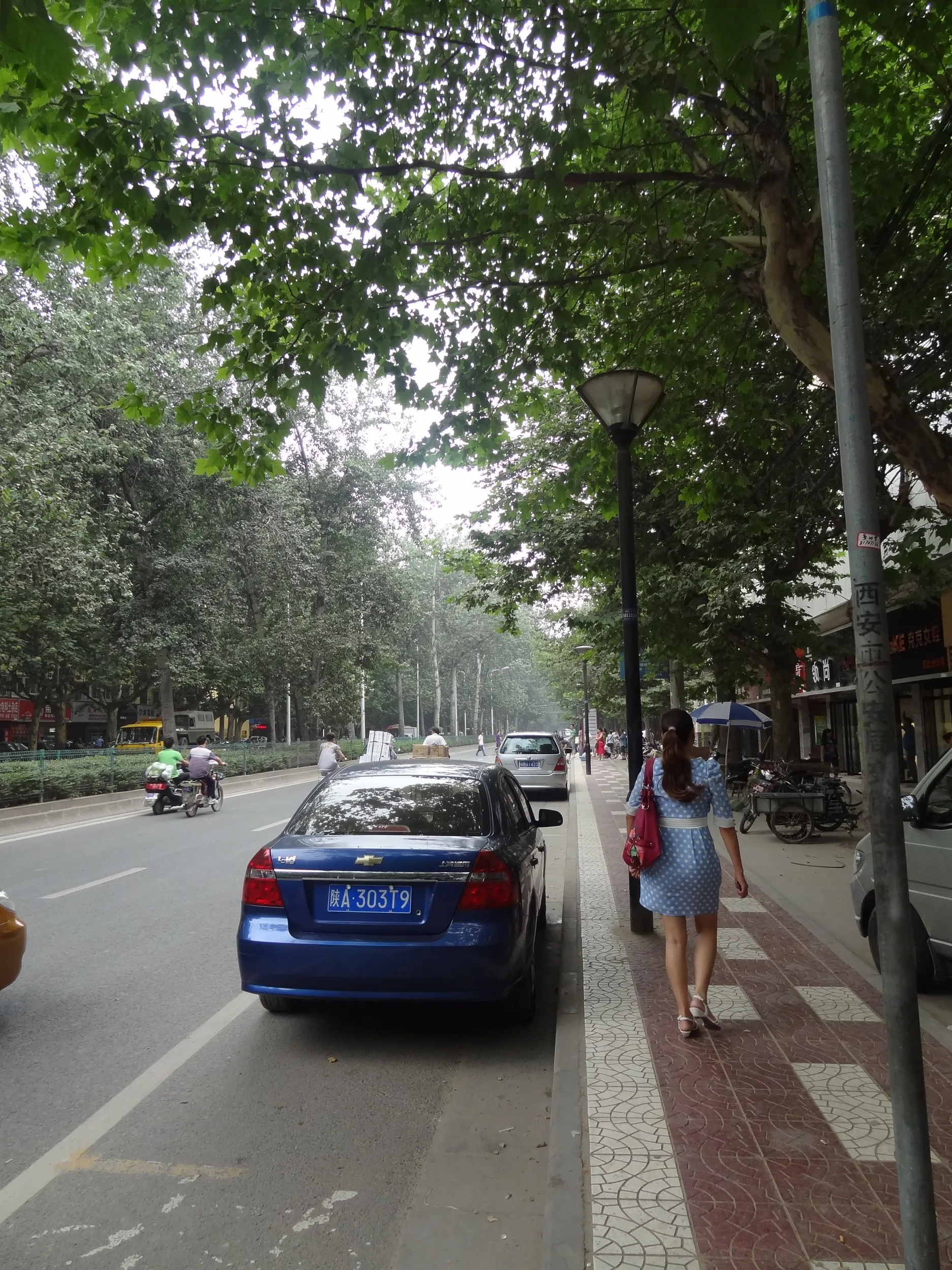 长缨东路の街並み