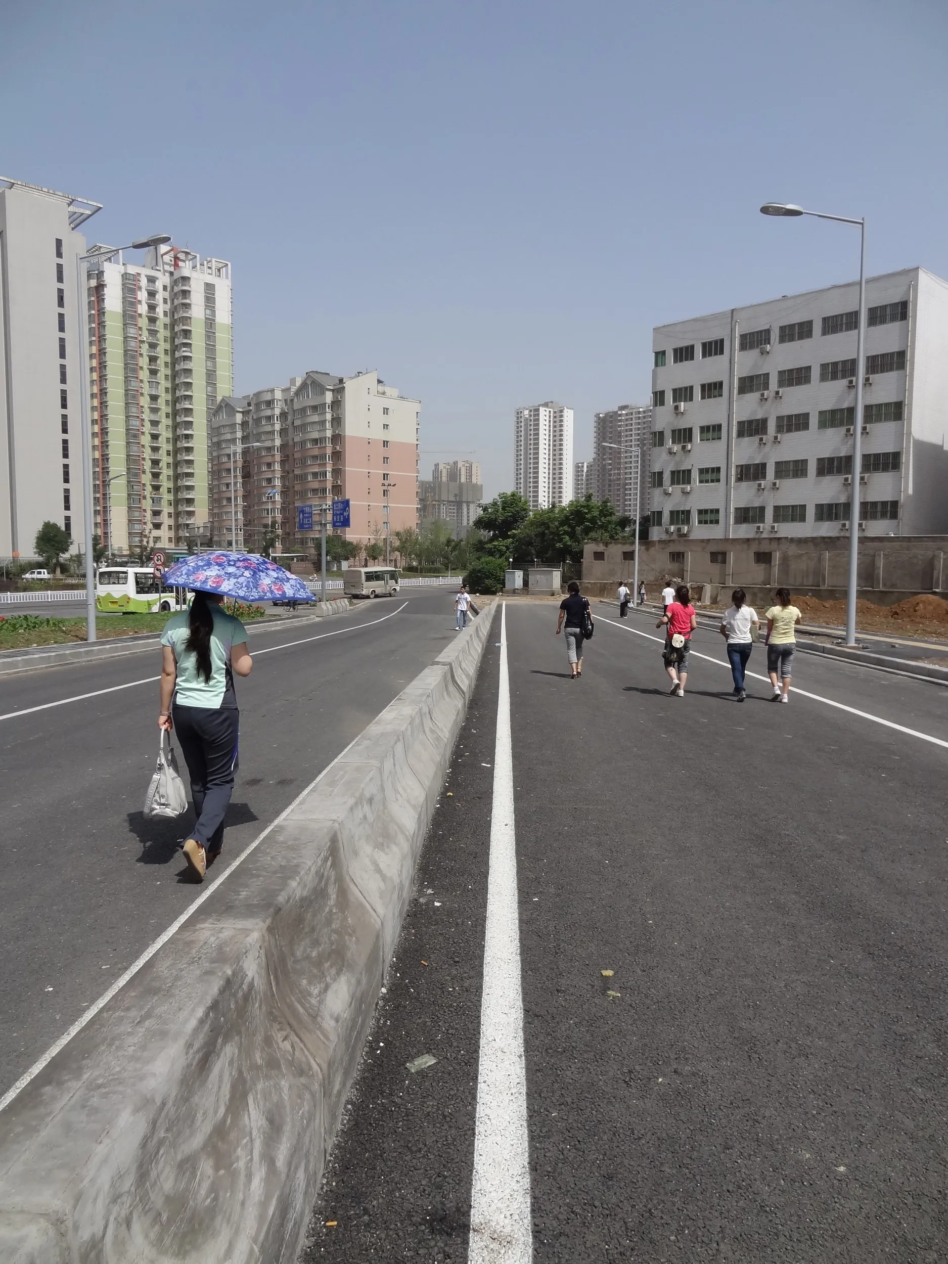 長距離バスターミナル付近の風景