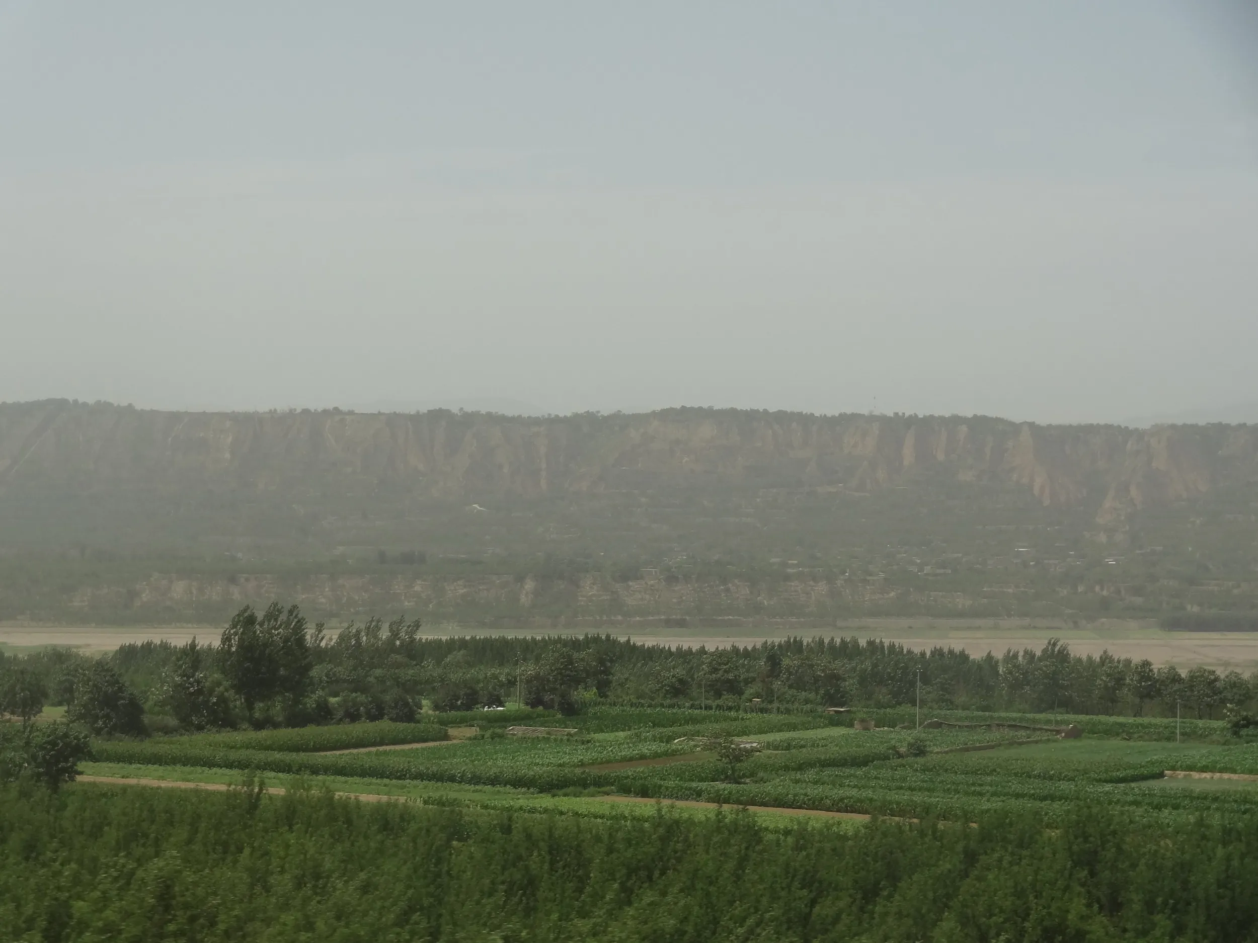 ぼやけて見える黄河