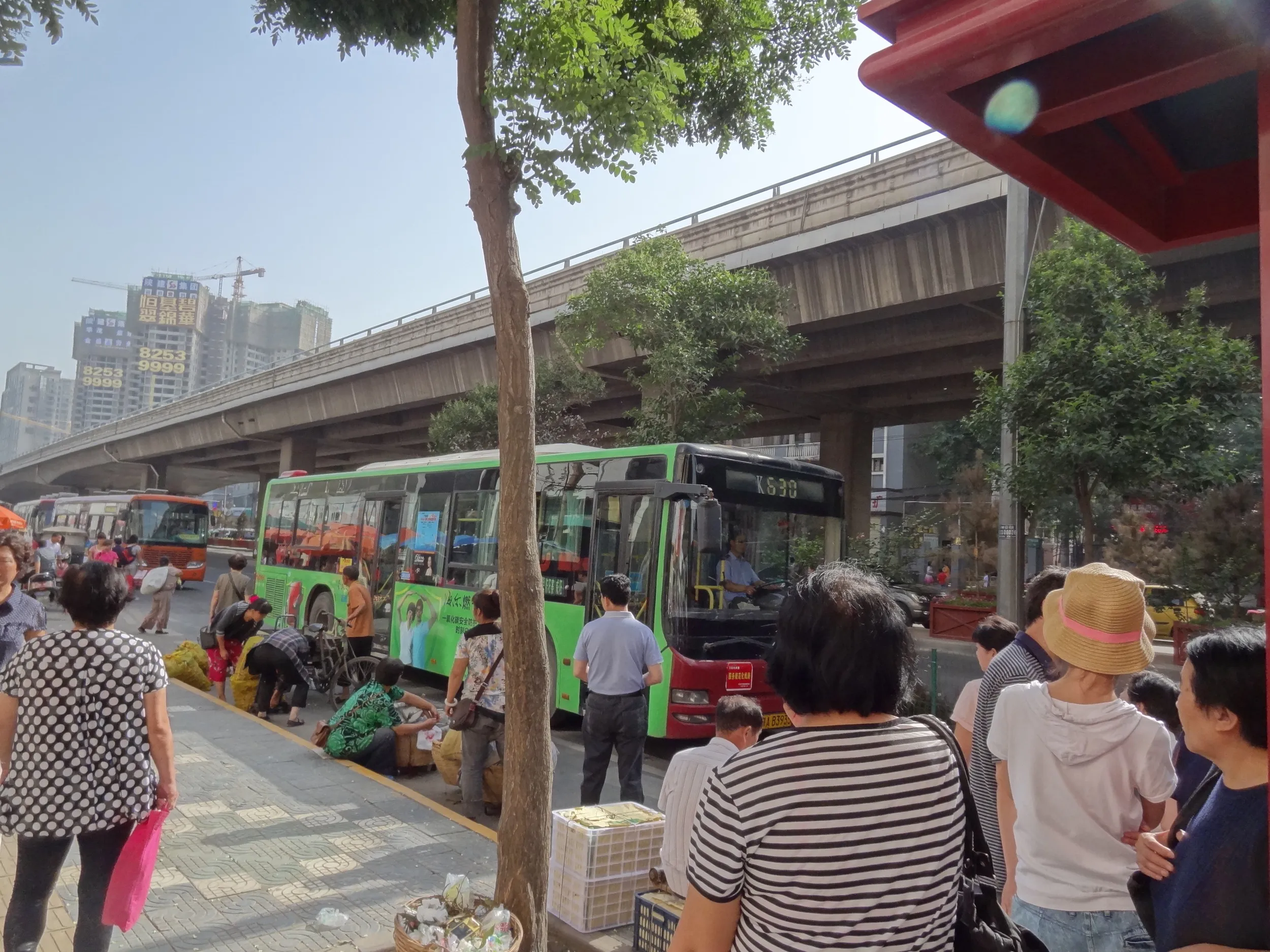 賽格電脳城付近のバス停