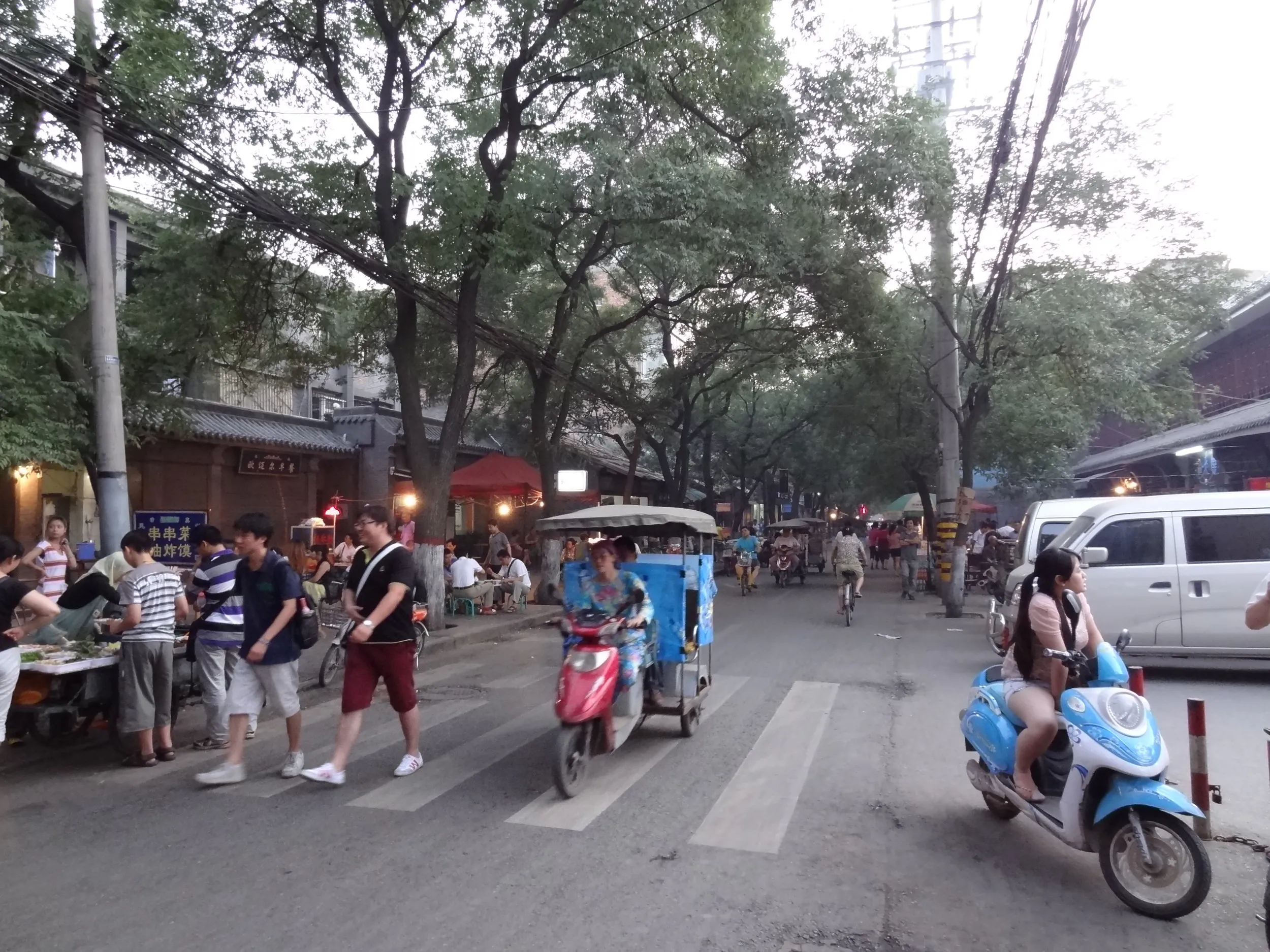 路地裏を抜けたところ