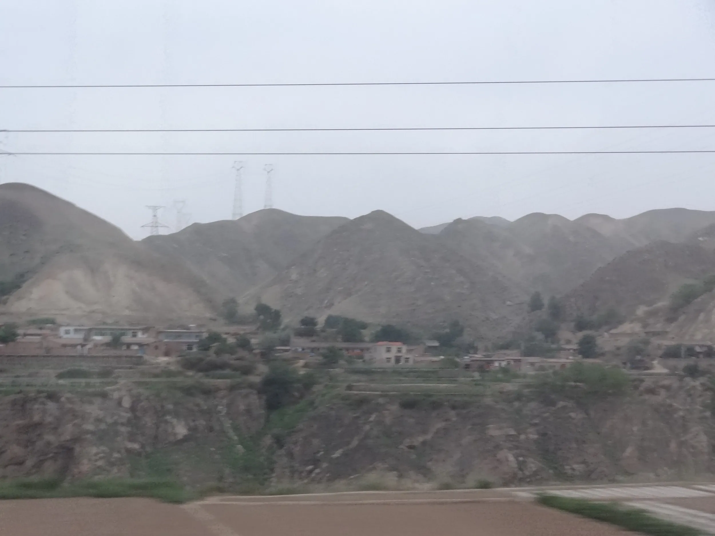 車窓から見える黄河