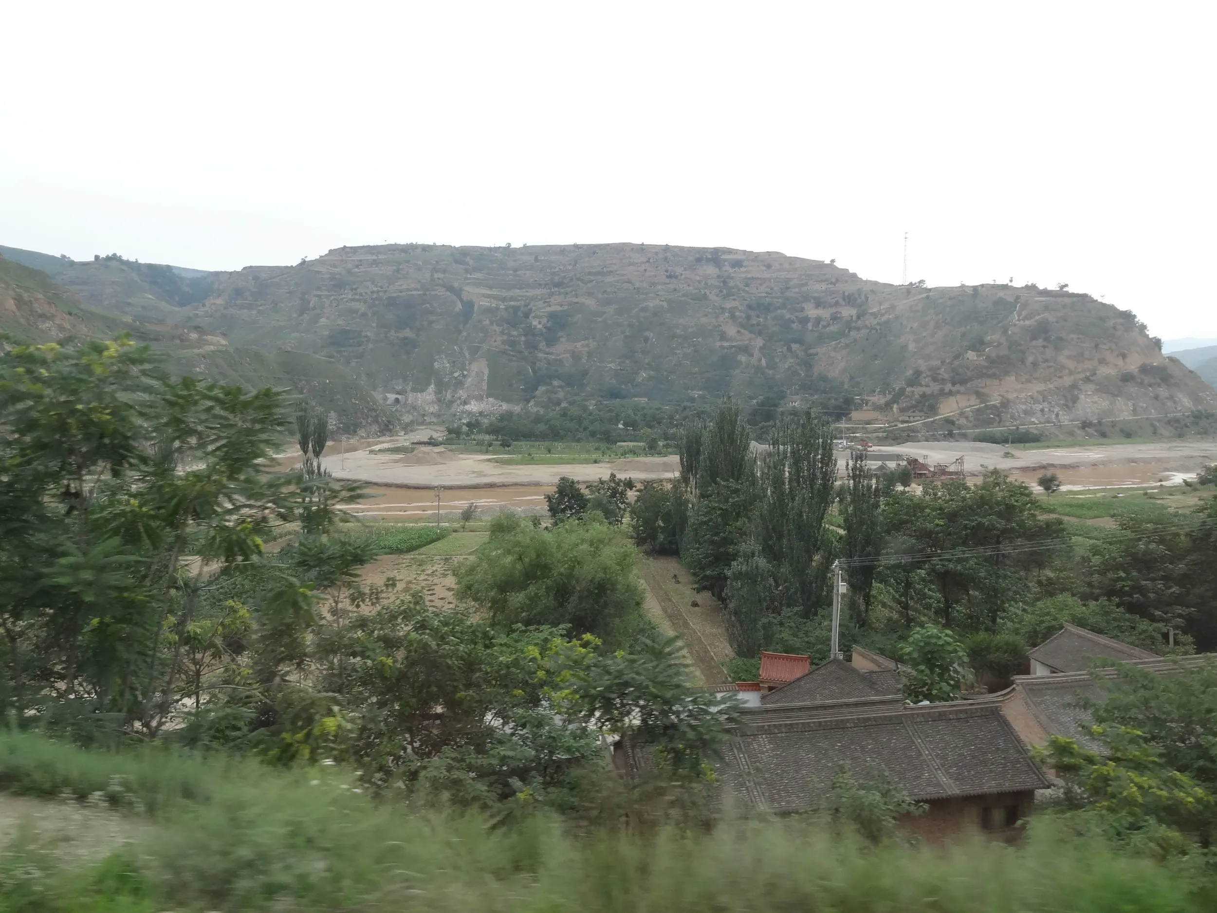 農村の車窓風景