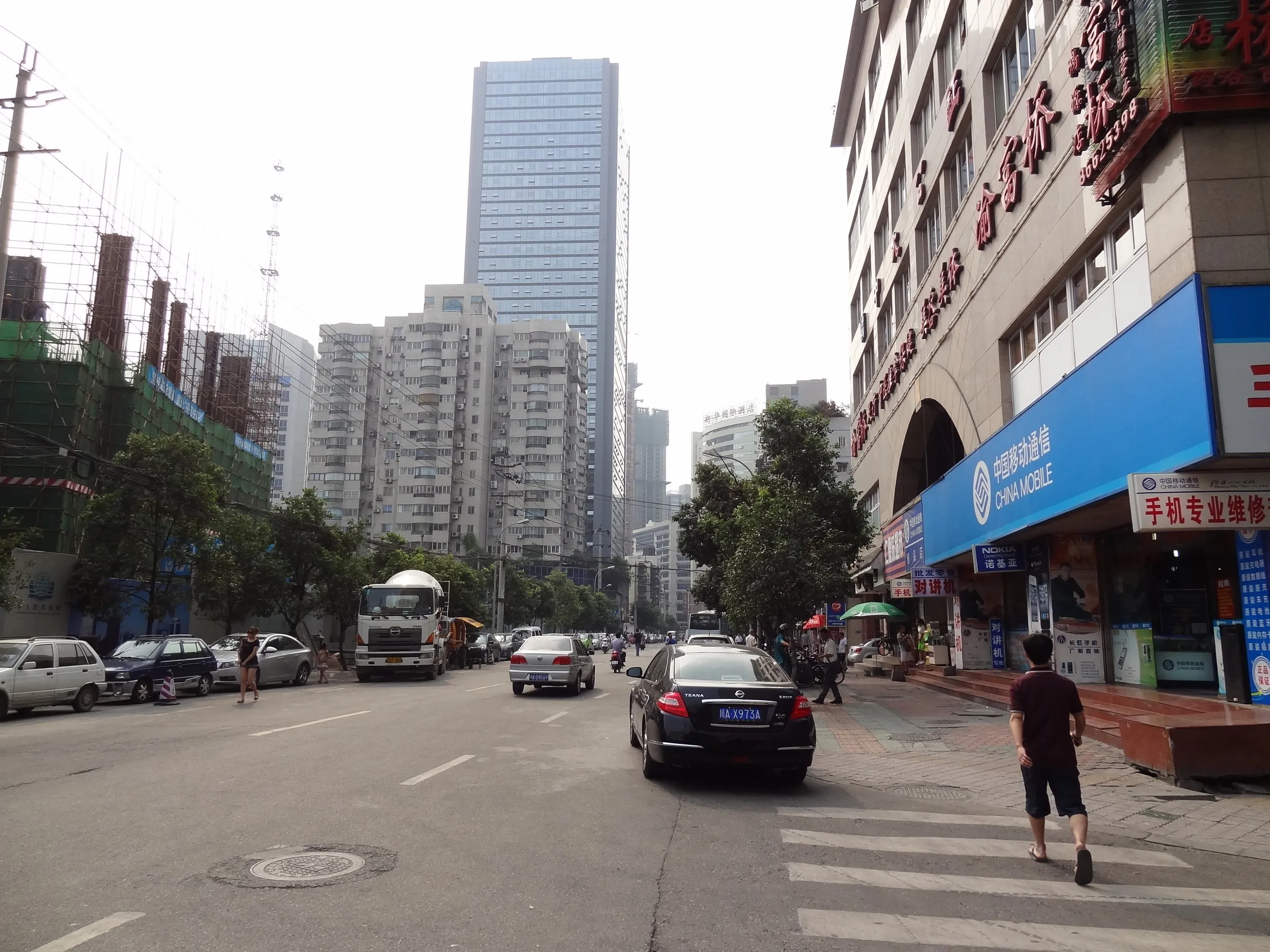 携帯市場付近の街並み