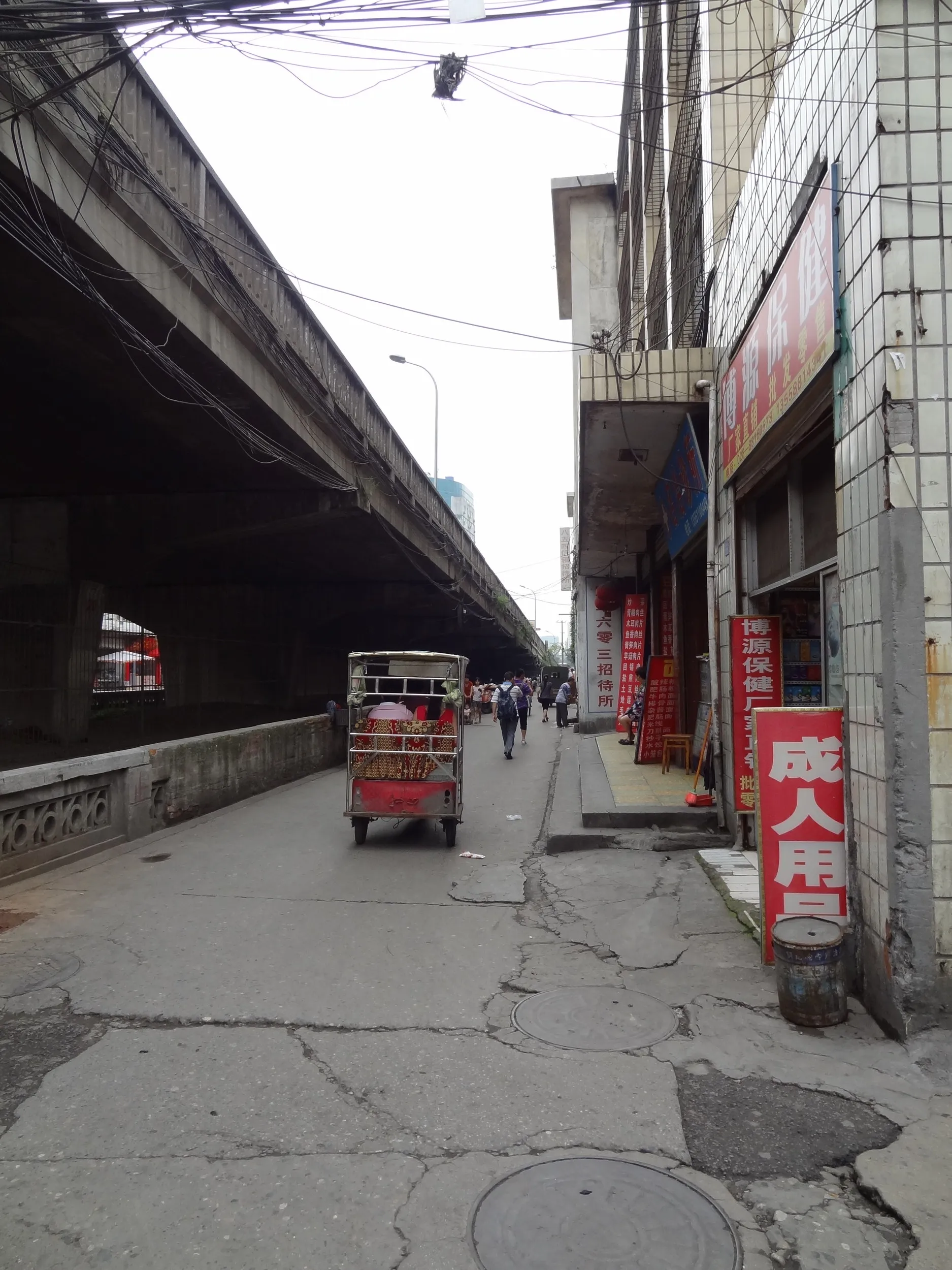 成都駅北側の風景