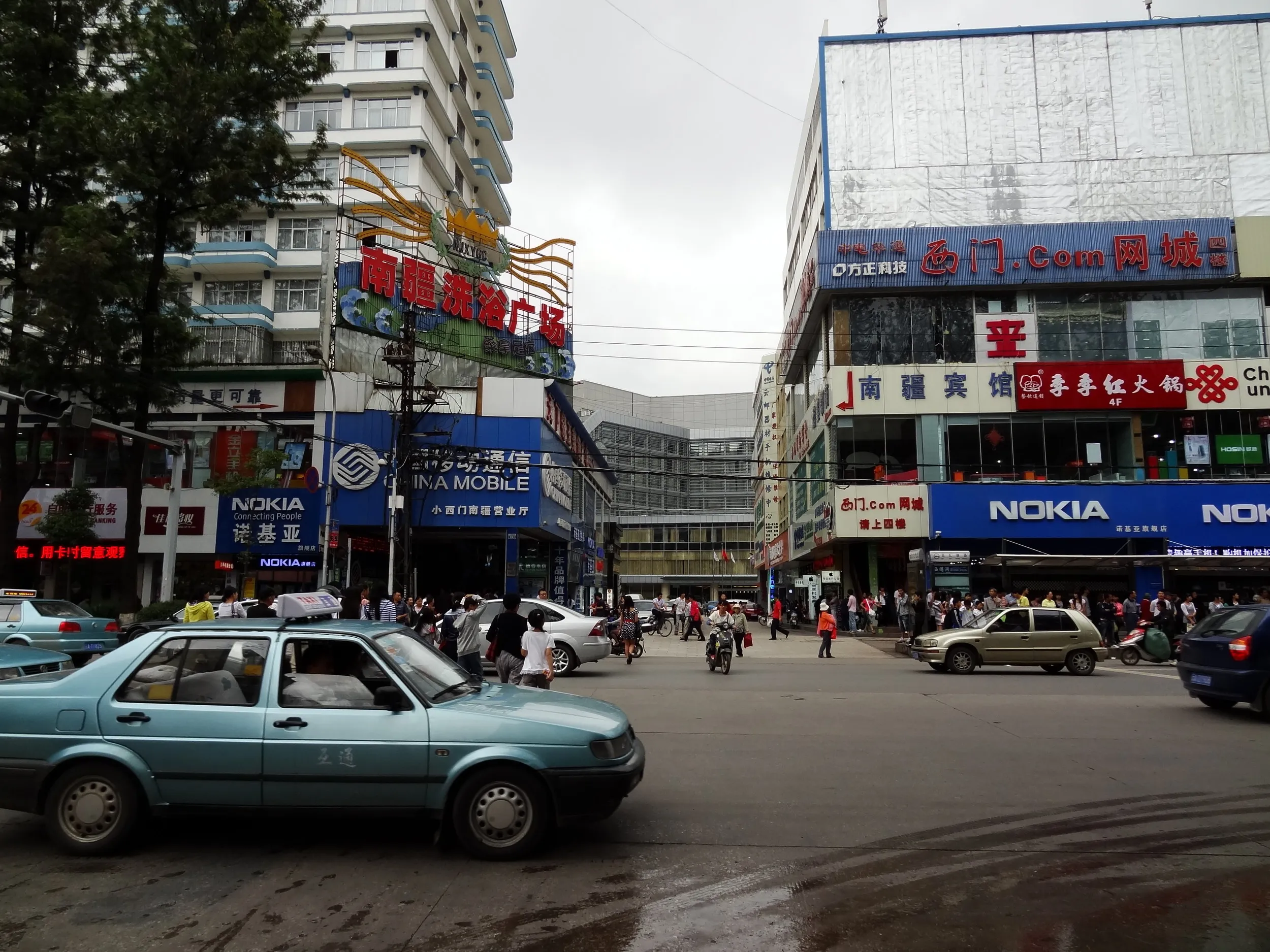 東風西路付近の風景