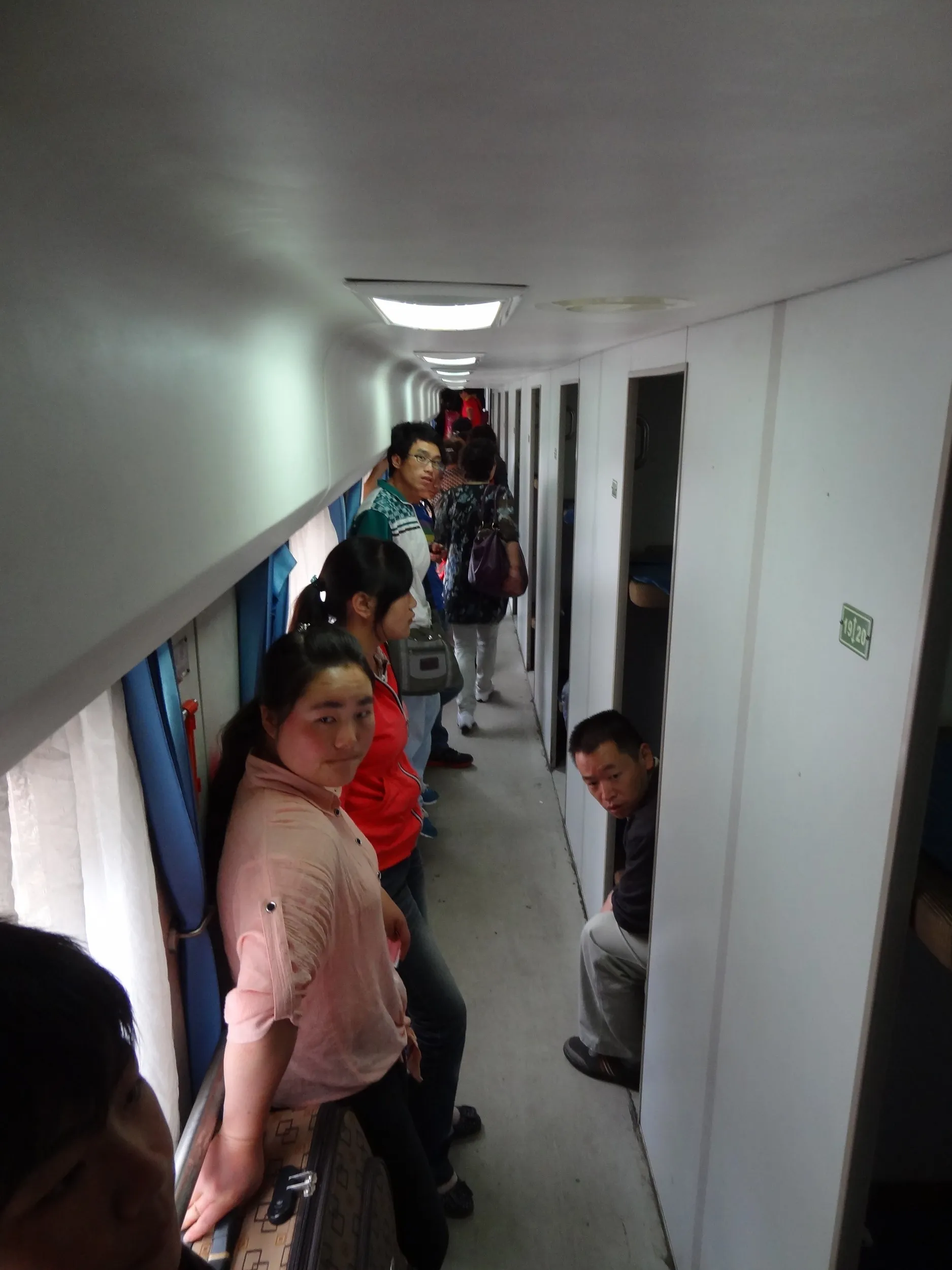 軟座(一等座席)の車両内部