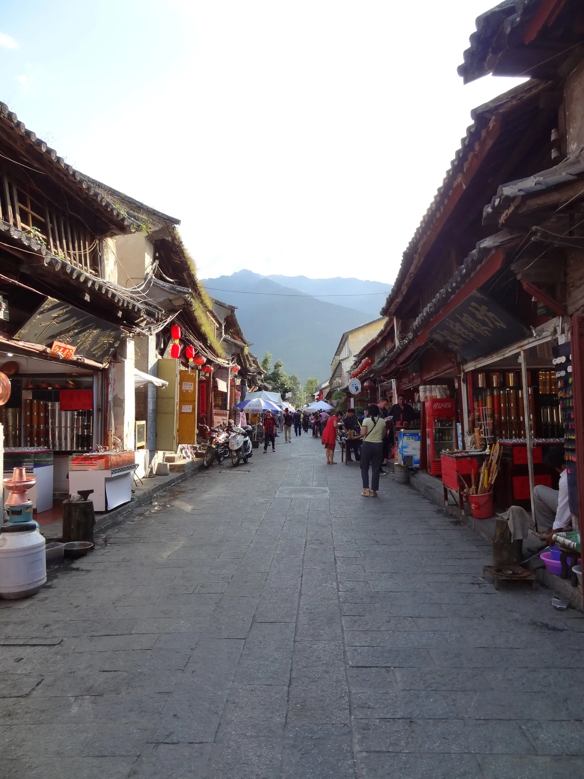 大理古城の商店街