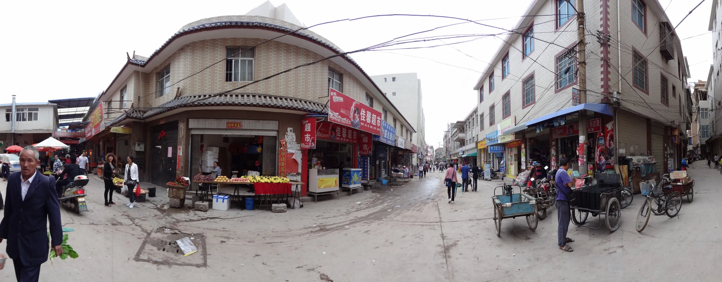 下関地区の市場付近 パノラマ撮影