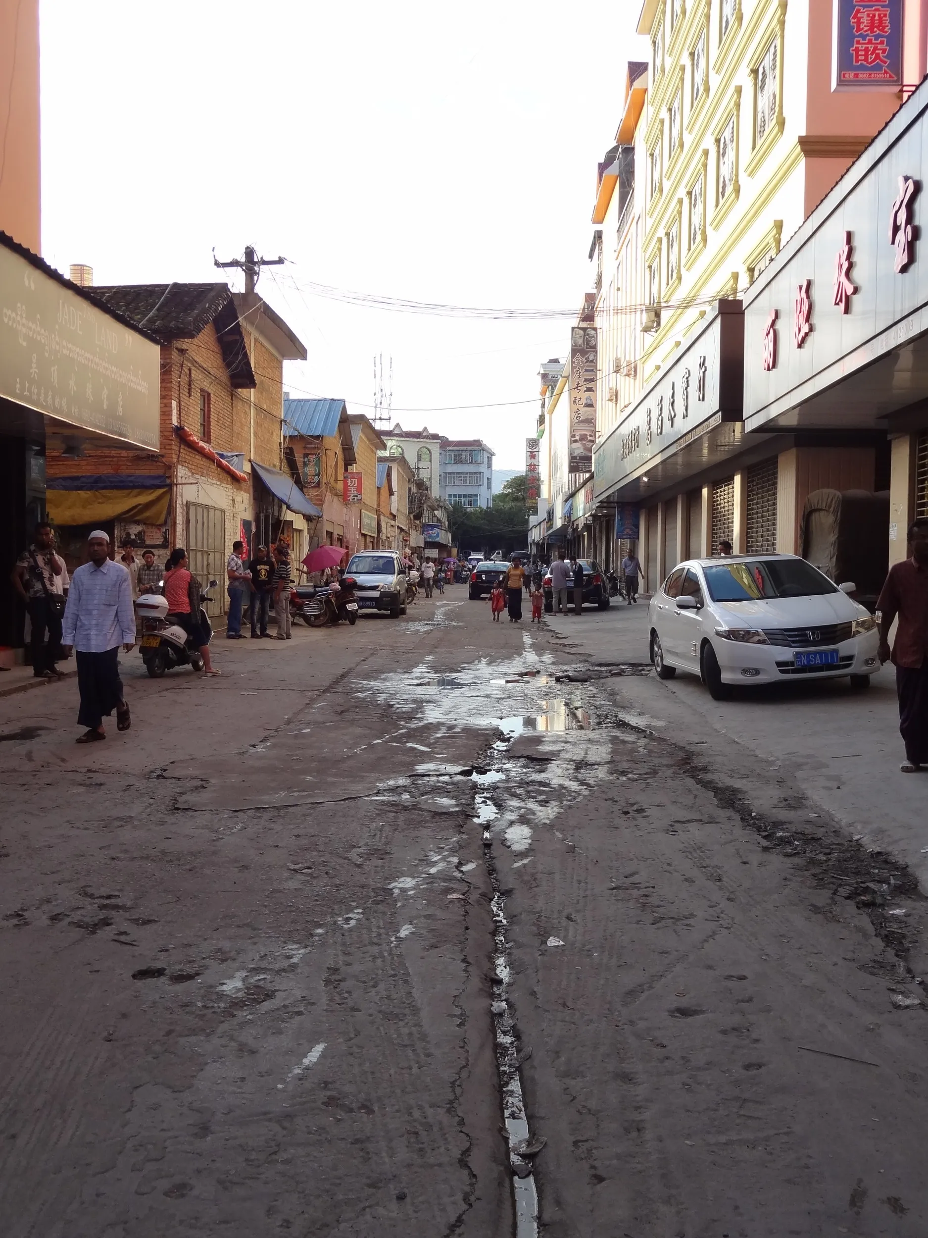 南卯街北側の街並み