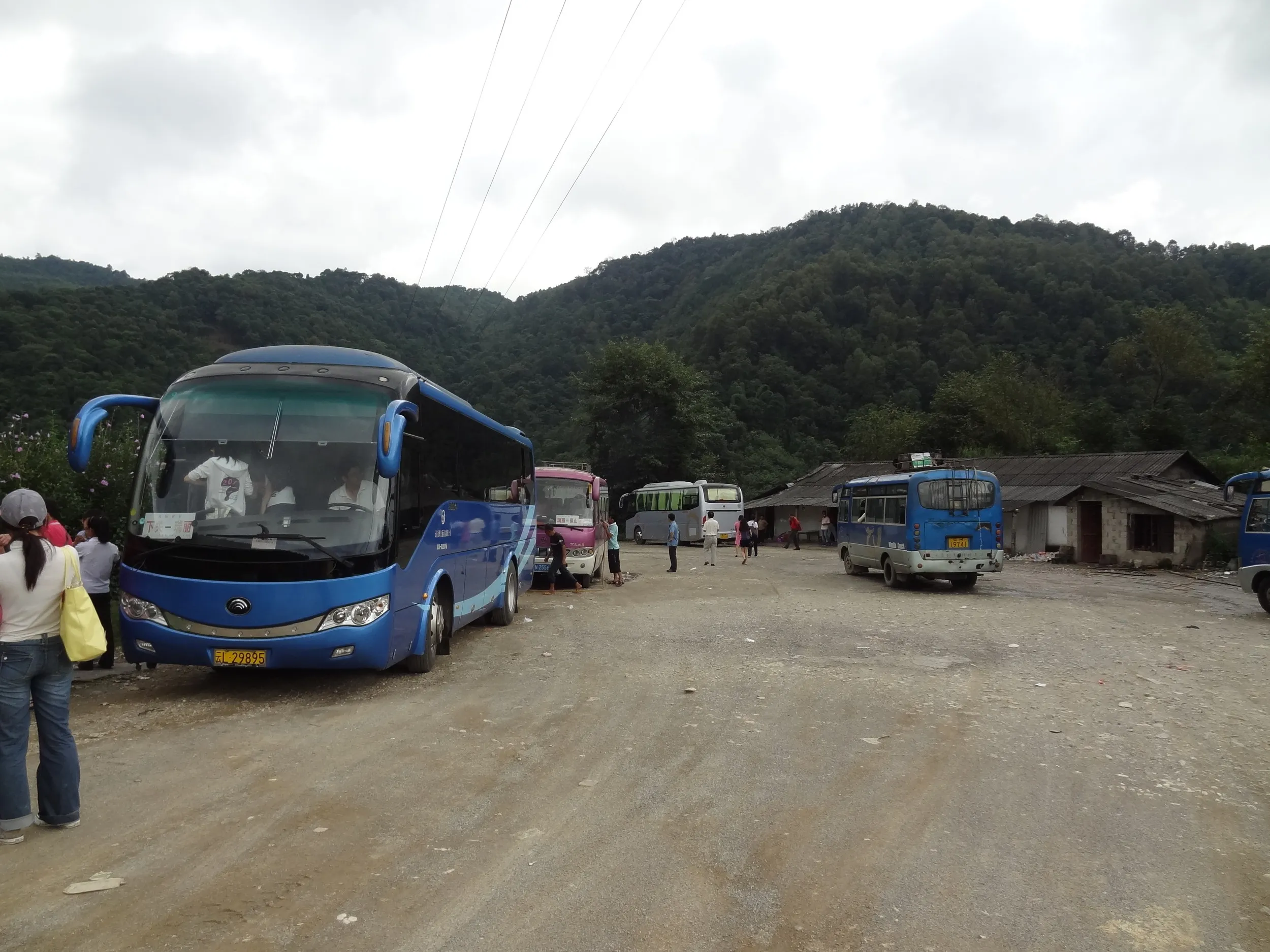 食堂とドライブイン