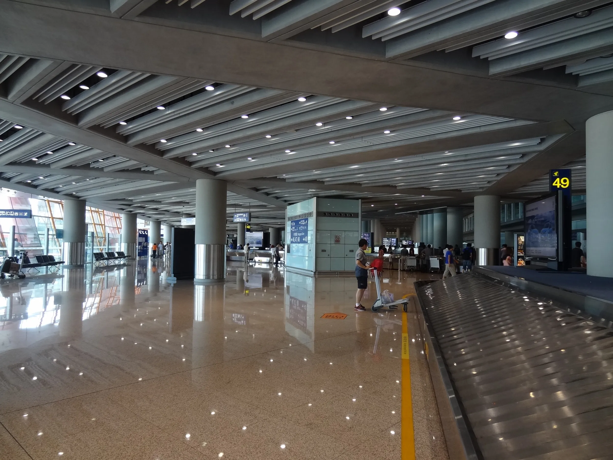 第三ターミナル(T3)の到着ロビー