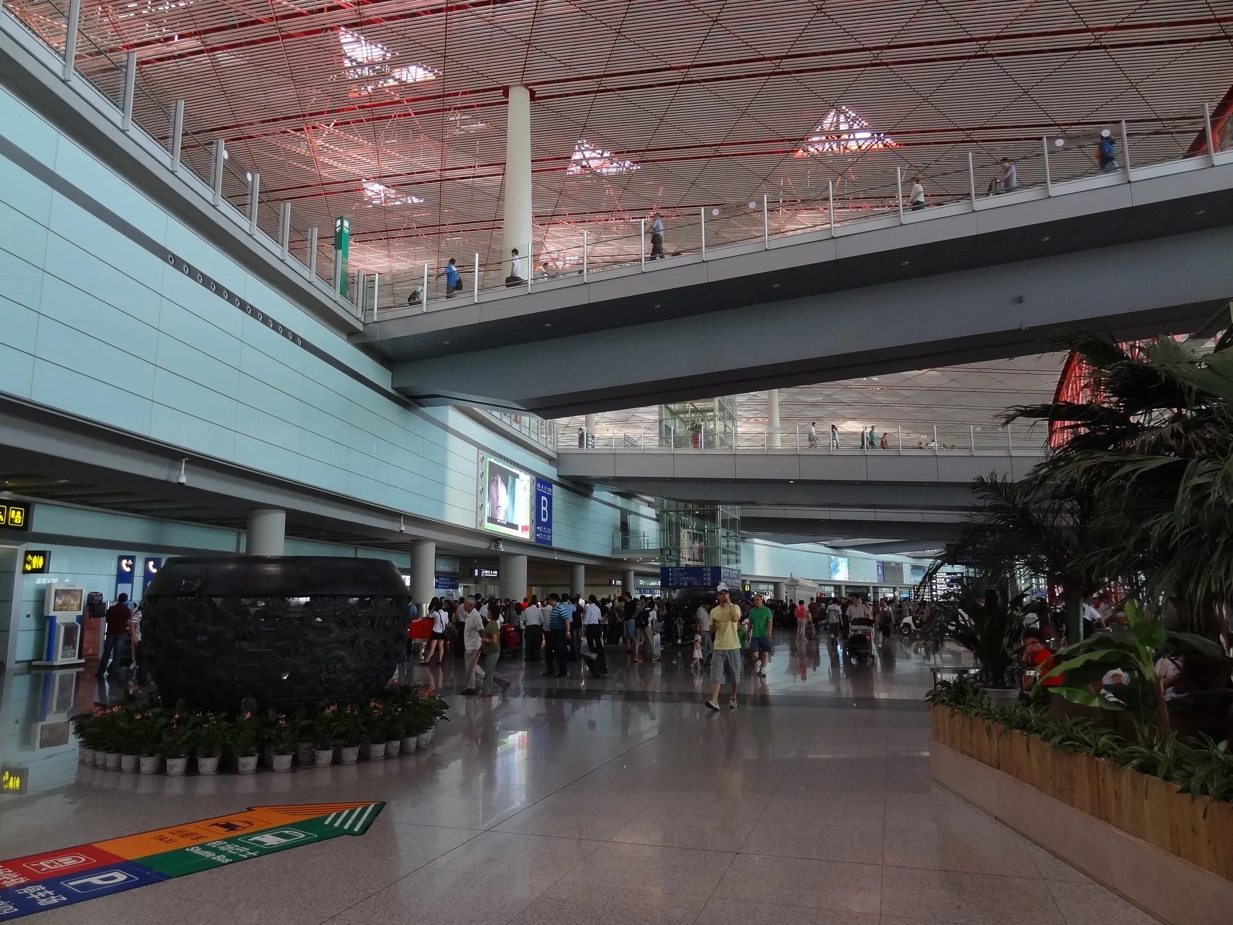 第三ターミナル(T3)の到着ロビー