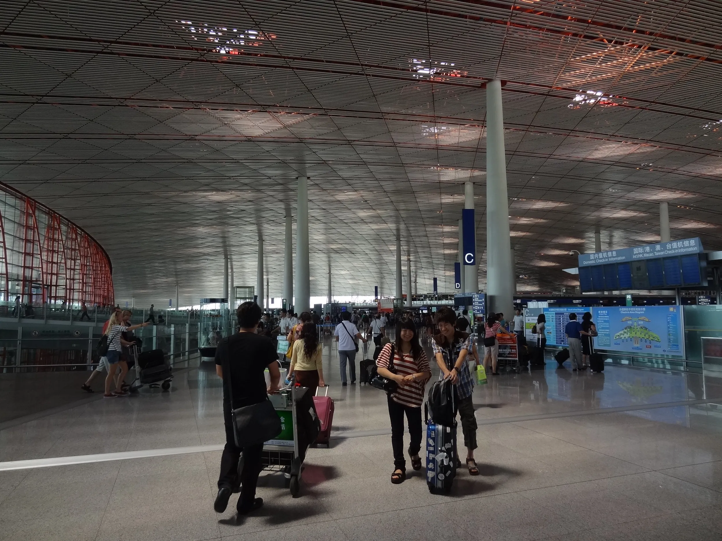 第三ターミナル(T3)の到着ロビー