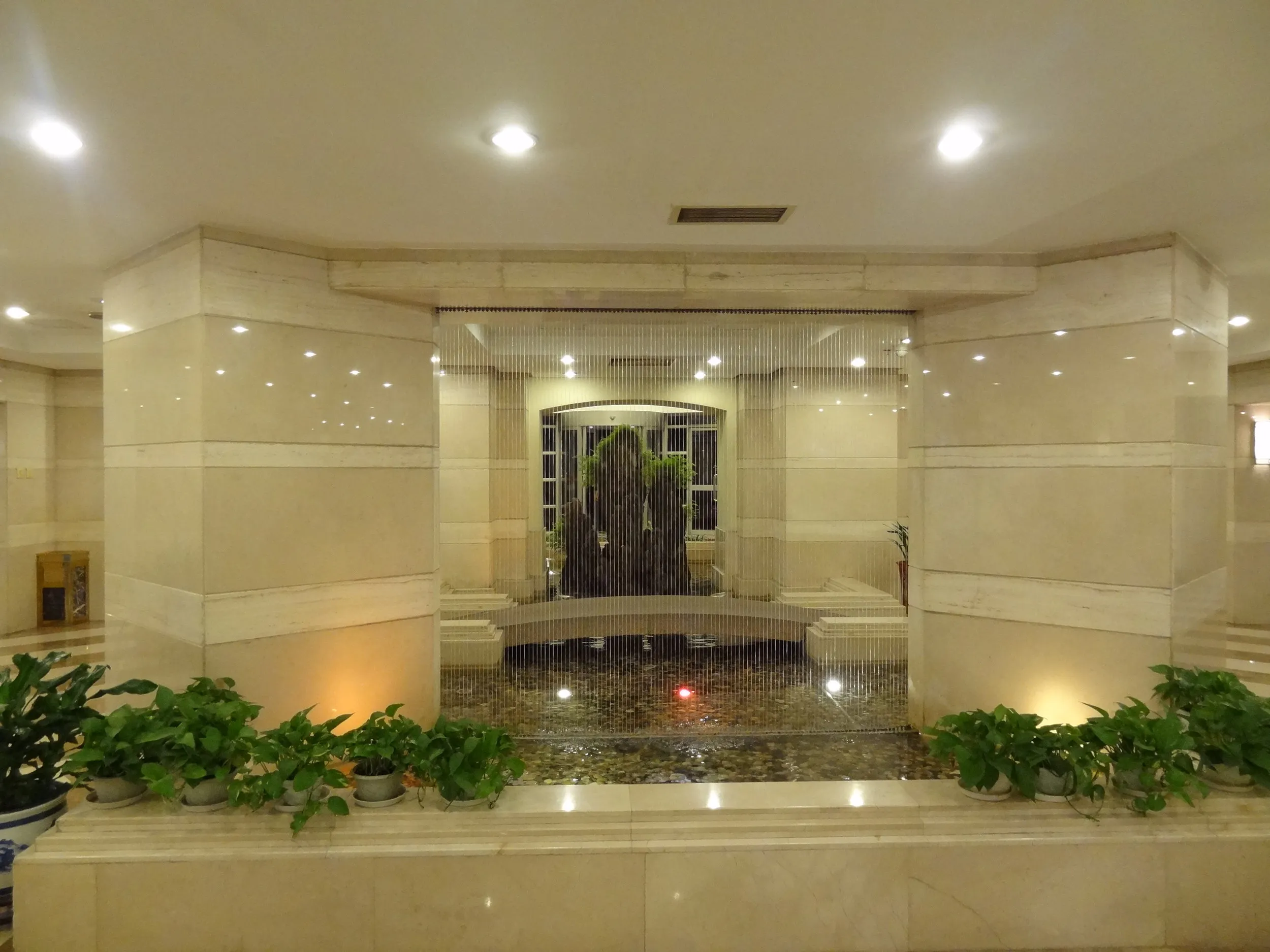 四つ星ホテルの山水賓館のロビー