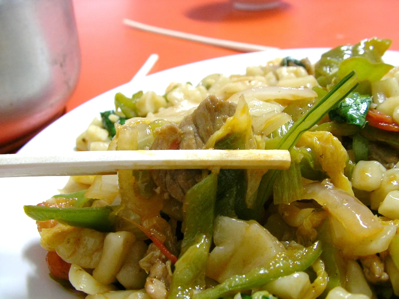 ウイグル料理のラグ麺拡大