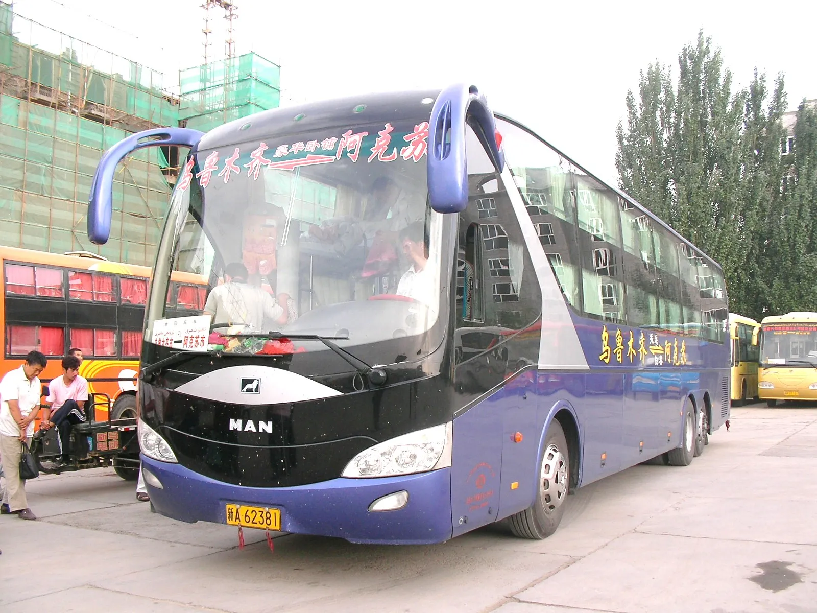 ウルムチからの寝台バス