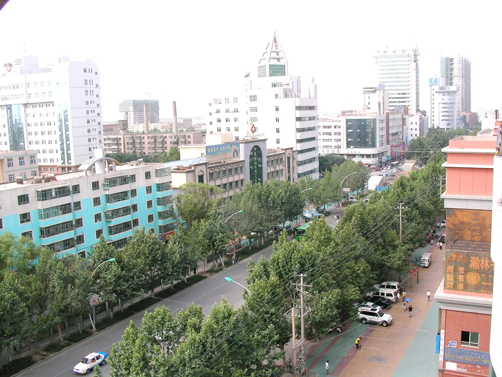 阿克蘇国際大酒店から撮影したアクス中心部