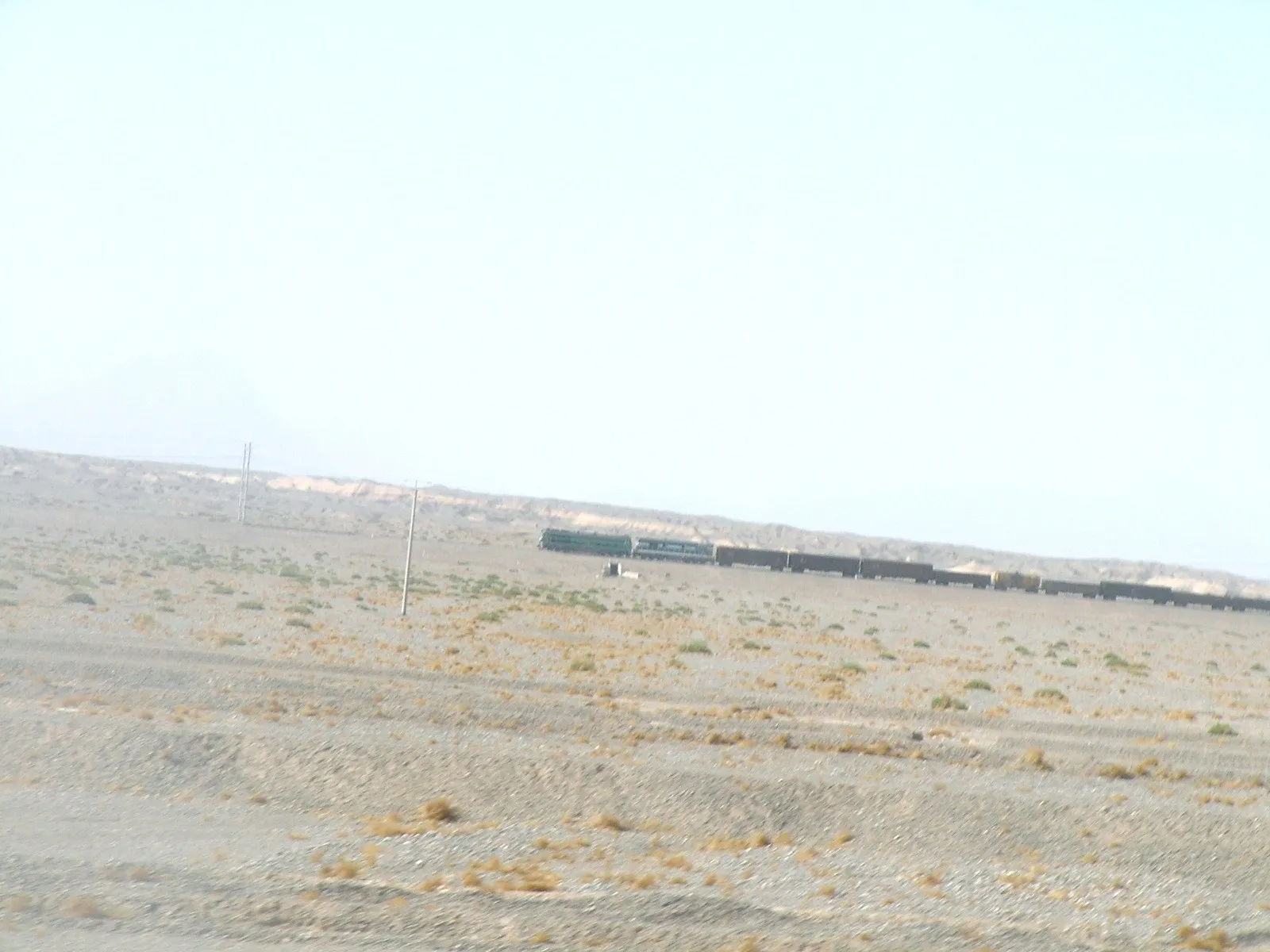 南疆鉄道の貨物列車