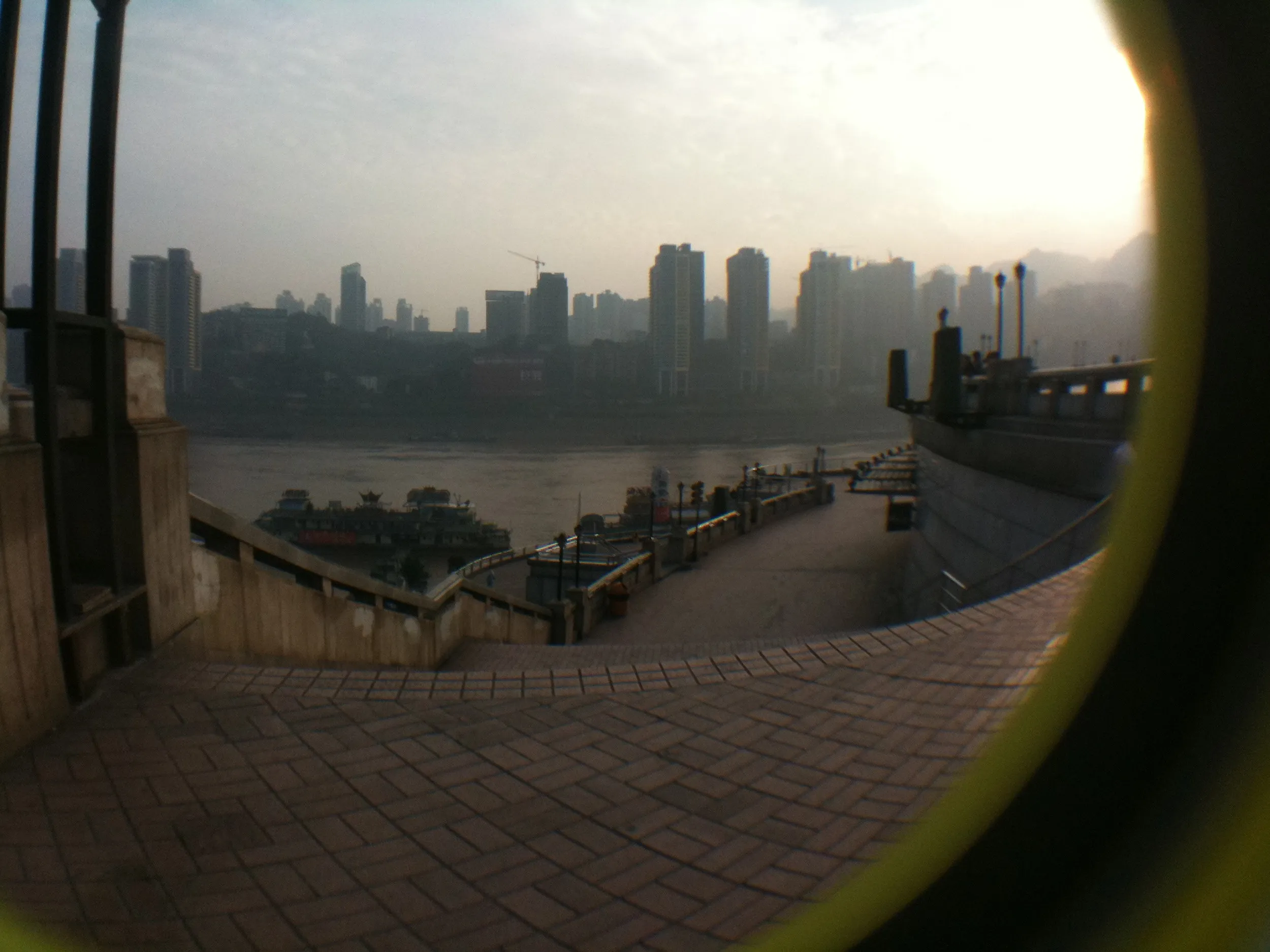 長江と嘉陵江の合流点