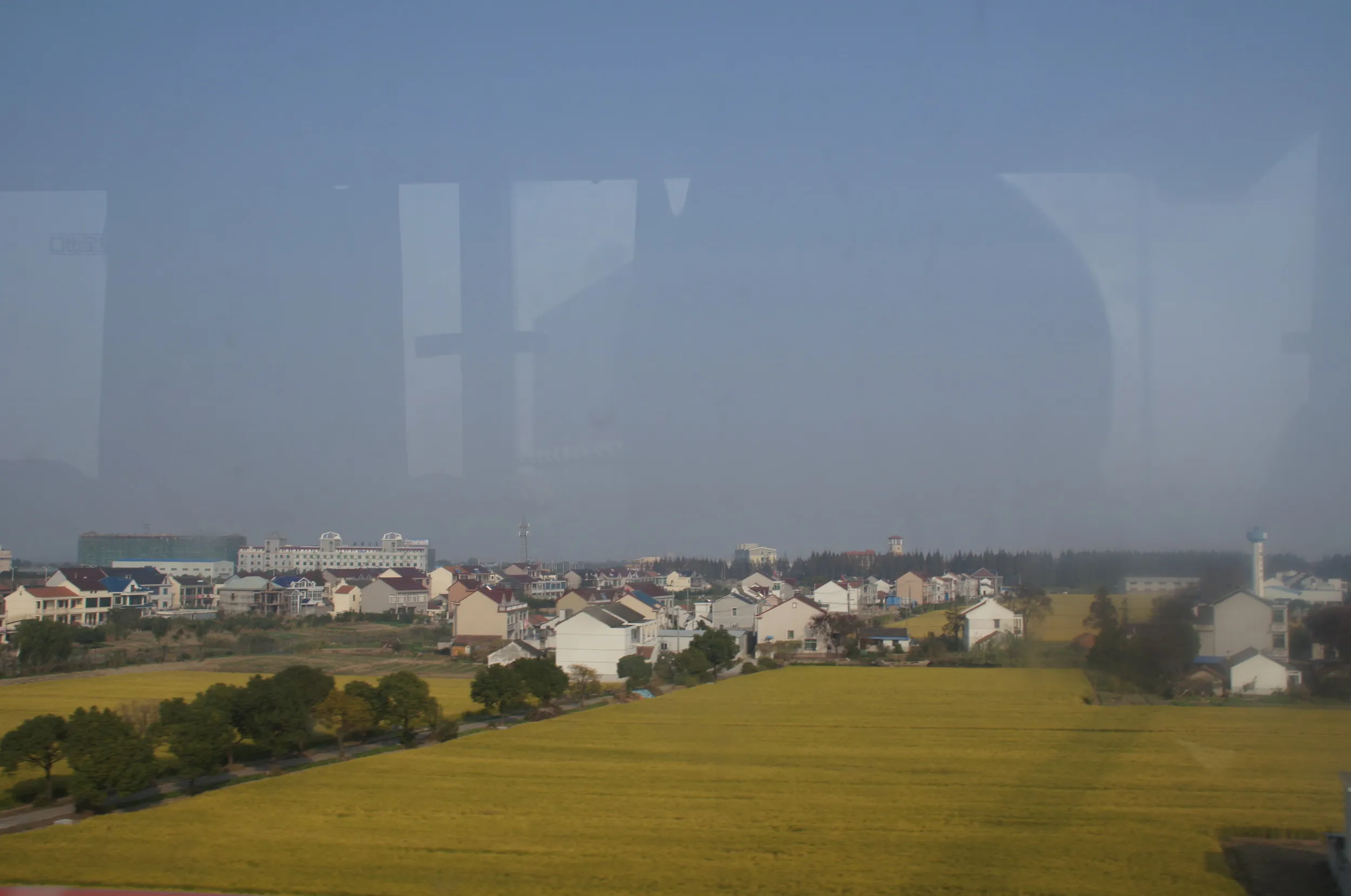 空港~上海駅間 車窓風景