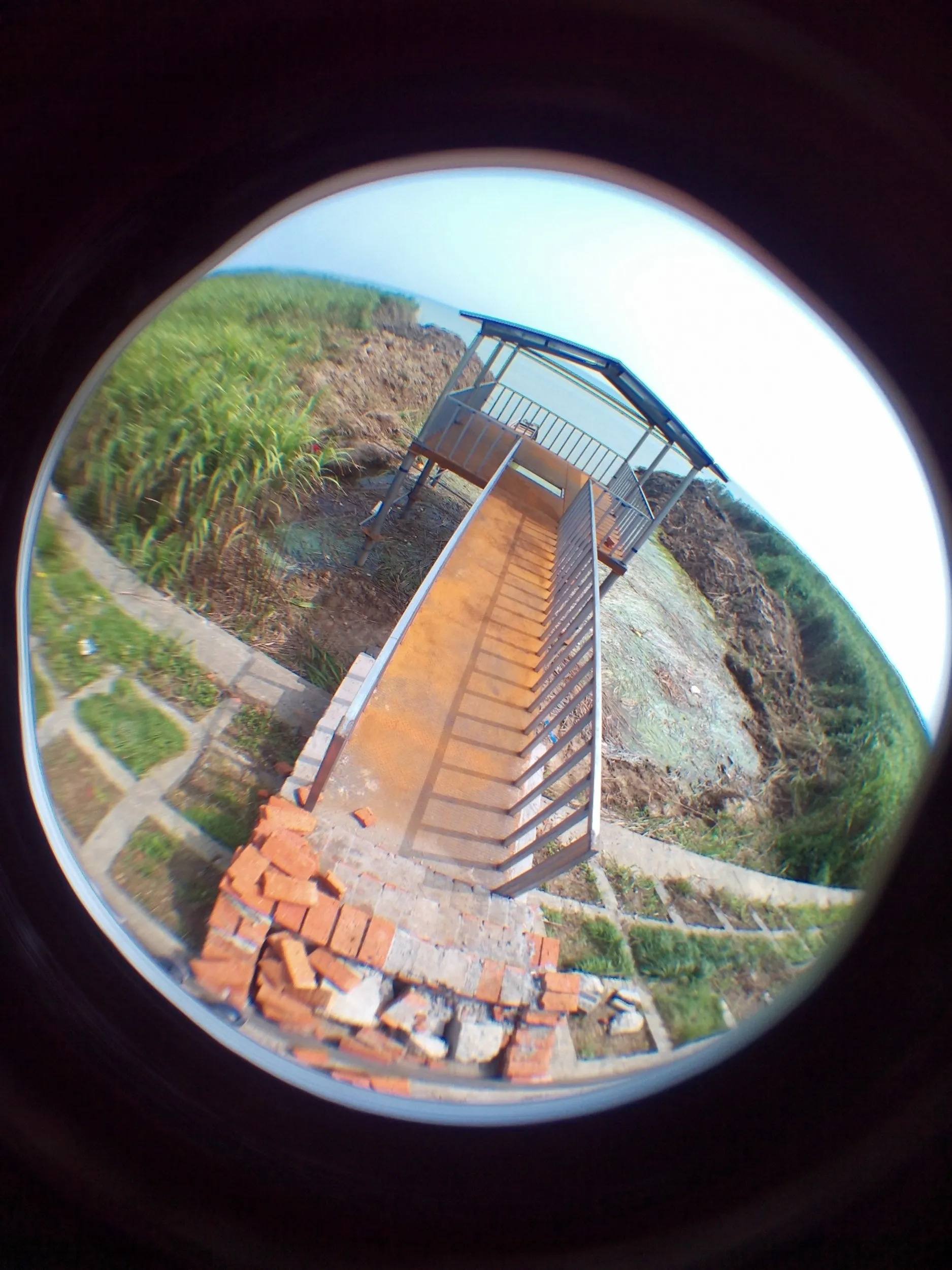 太湖大堤と太湖