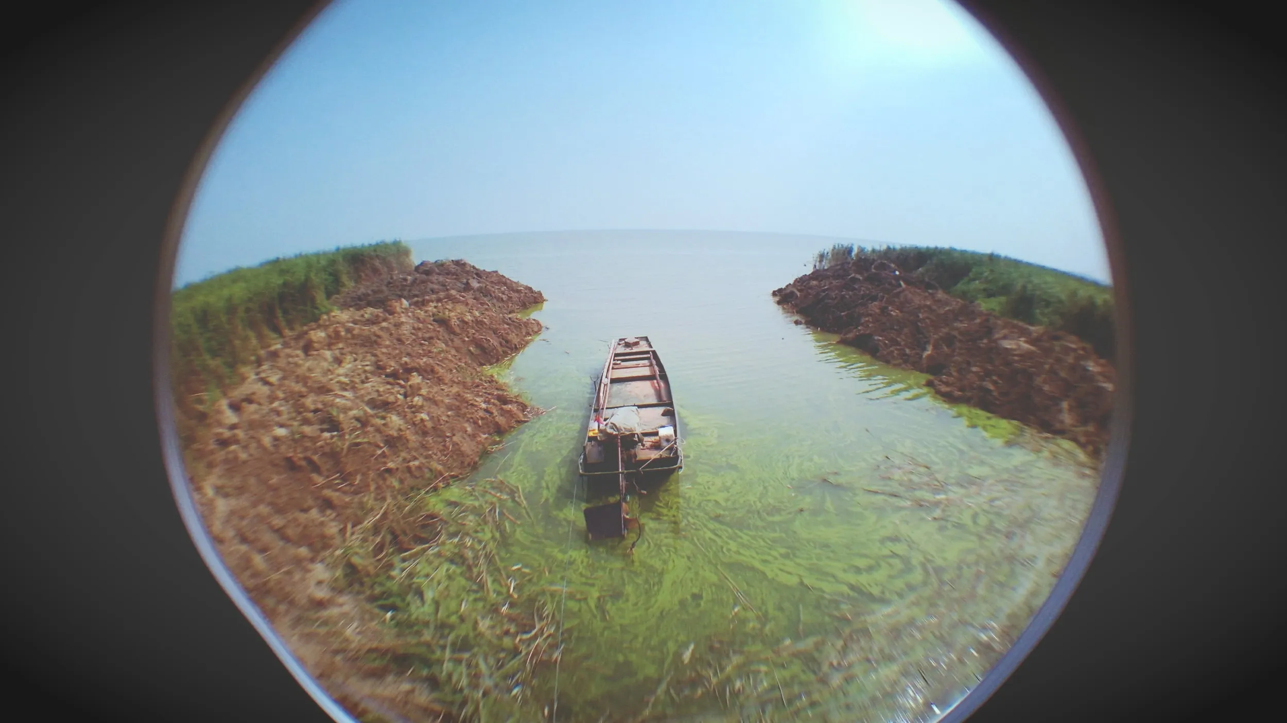 太湖大堤と太湖