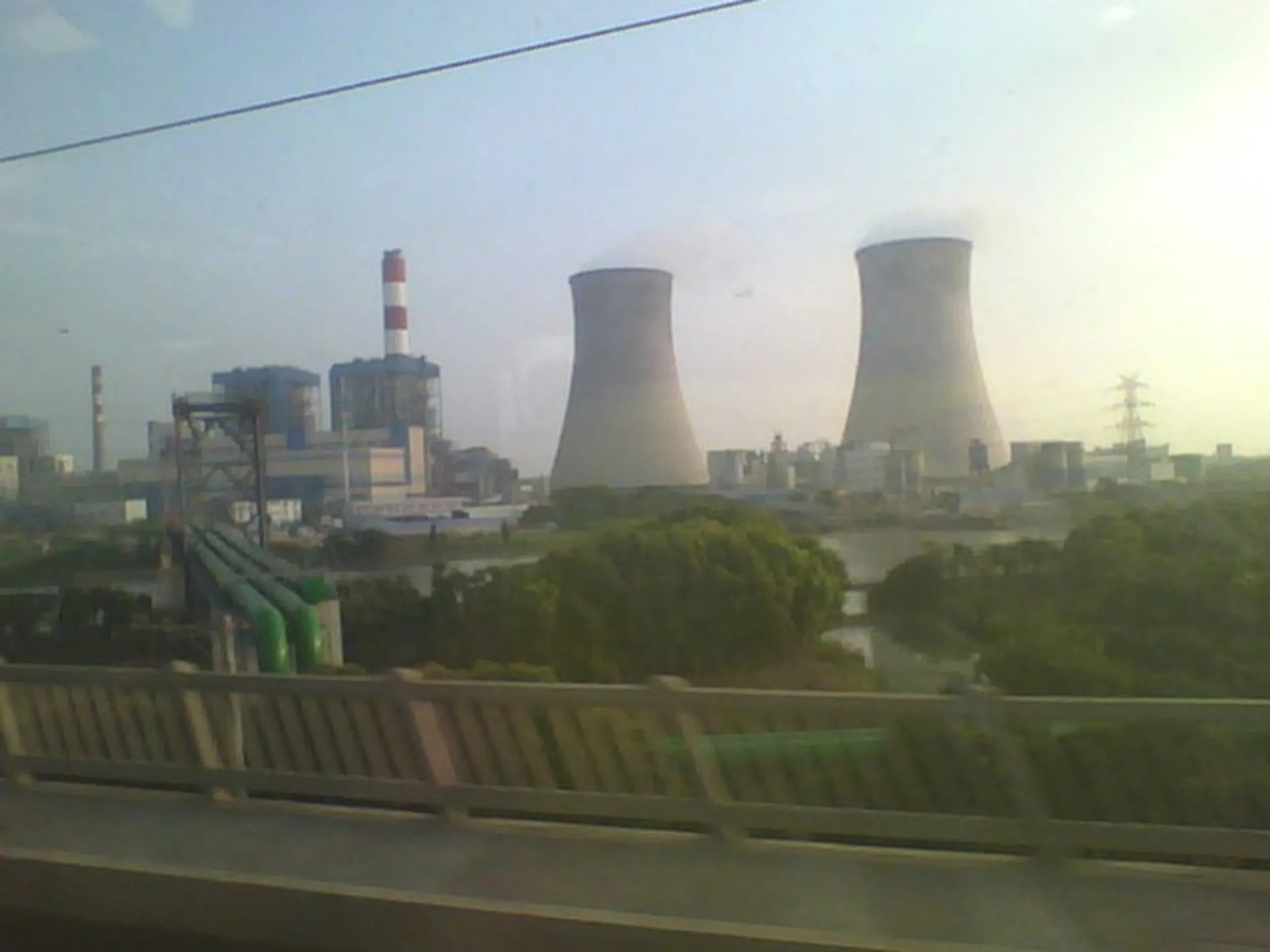 和諧号からの車窓風景