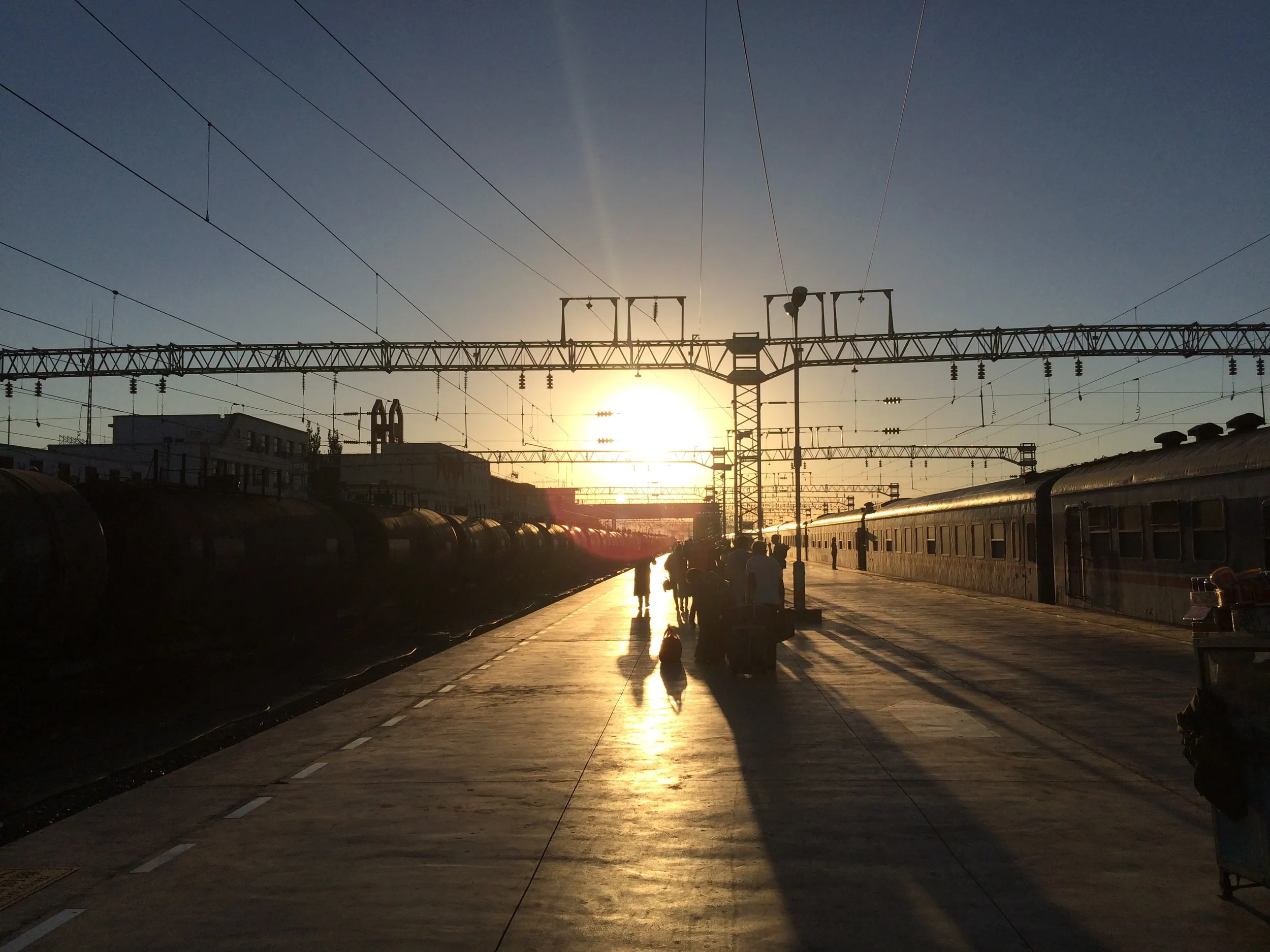 トルファン駅のホーム