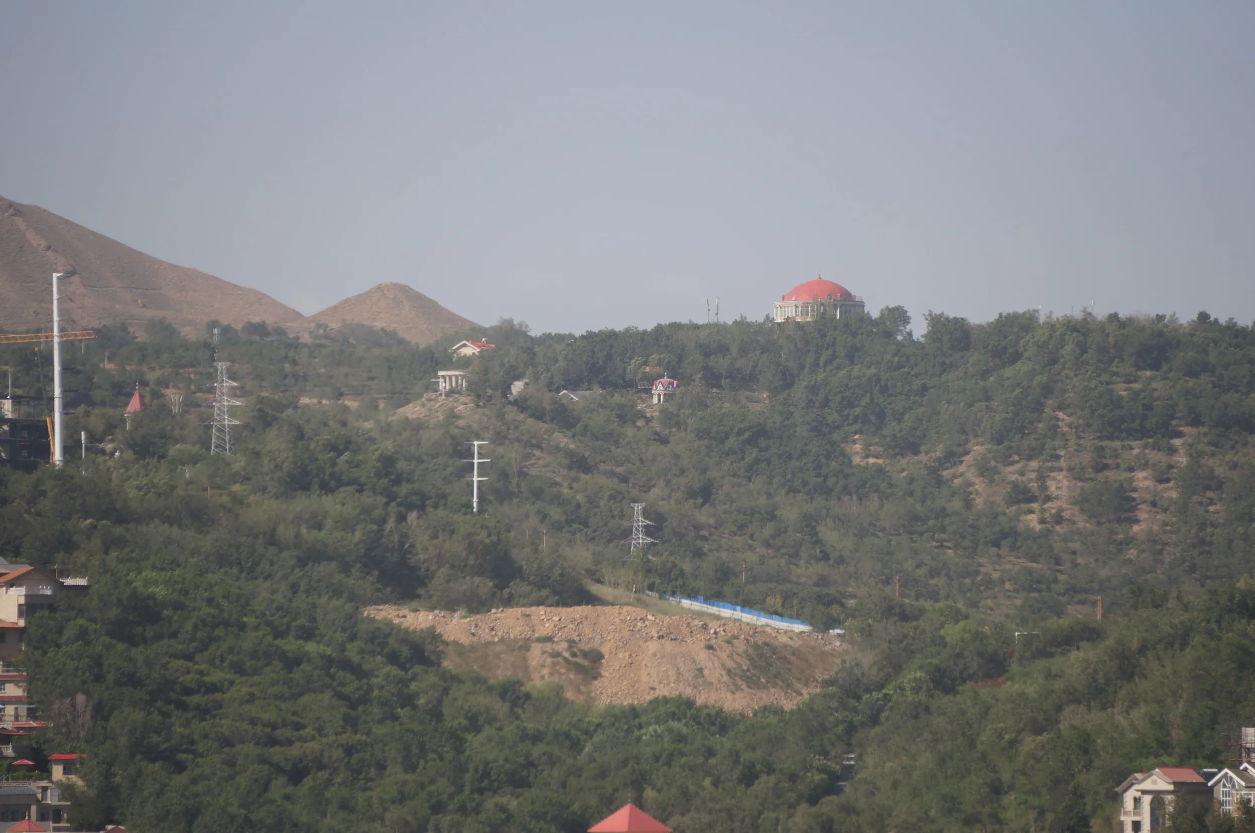 紅山塔からウルムチ市内を眺める