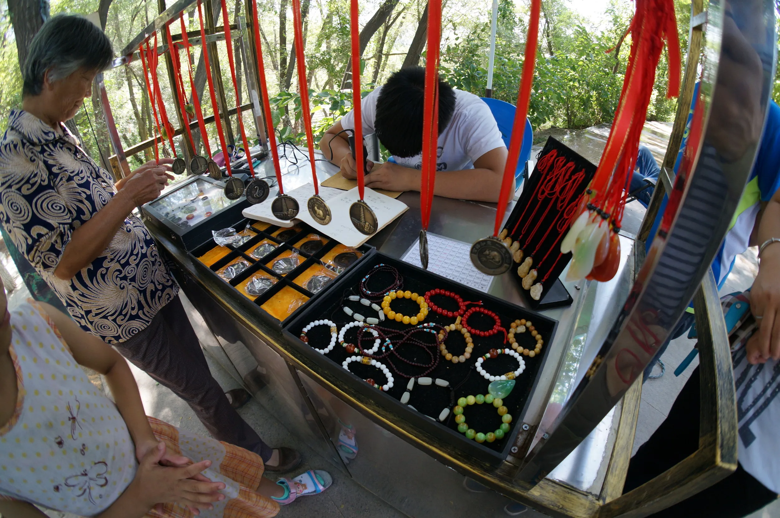 紅山公園を散歩しつつ観光