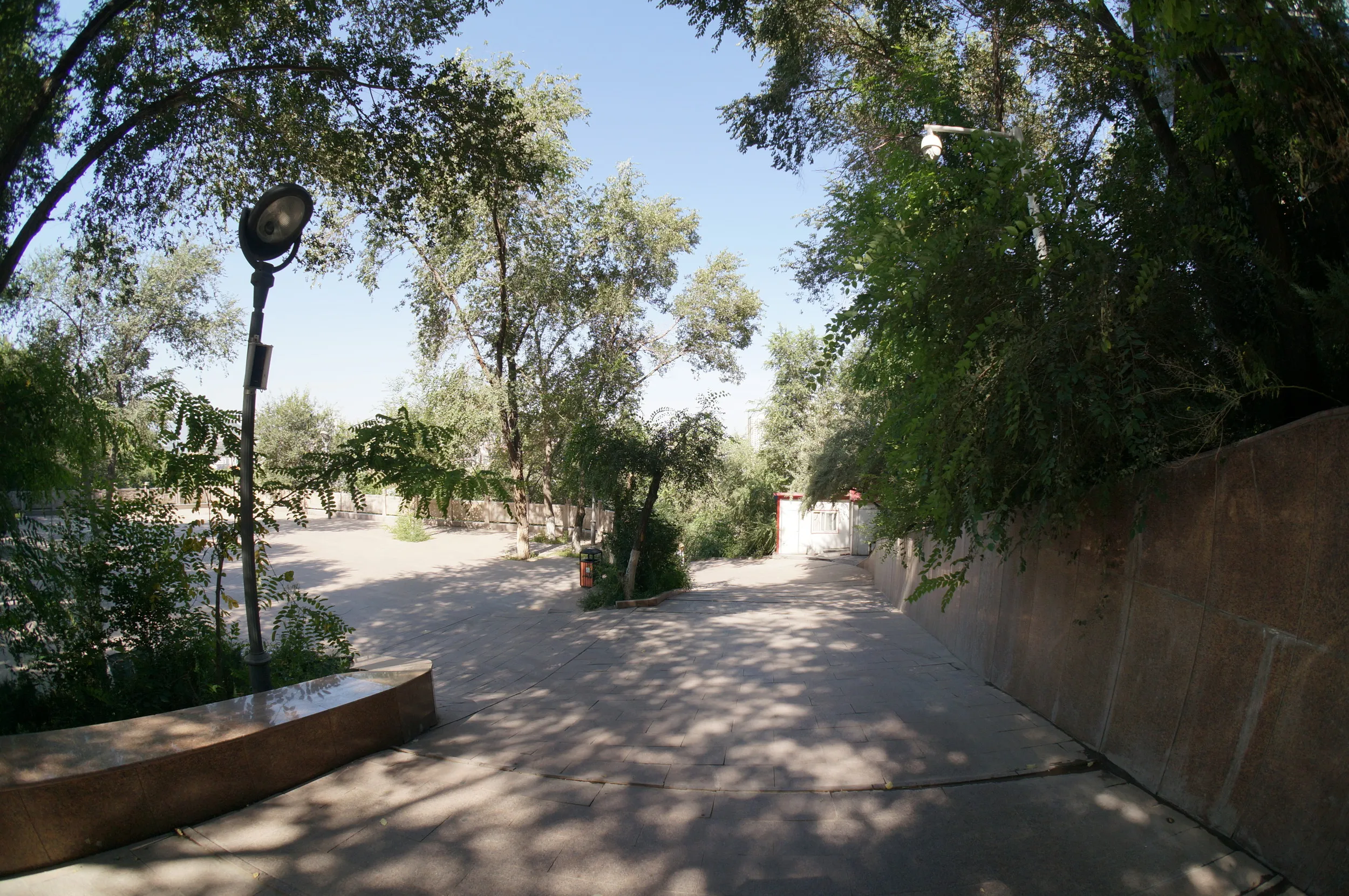 紅山公園を散歩しつつ観光