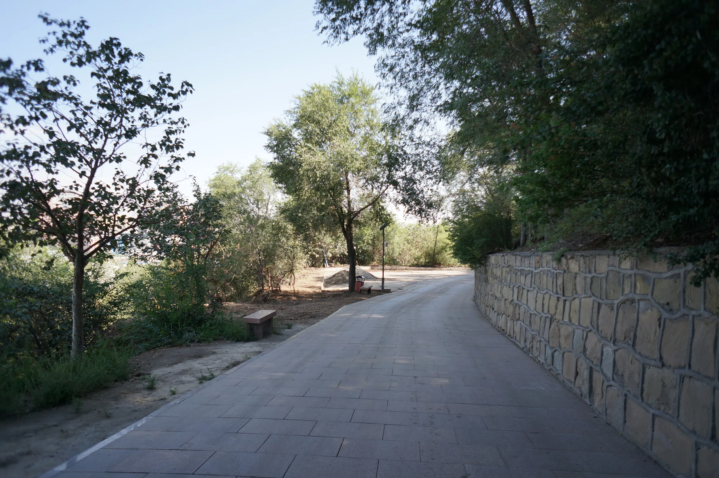 紅山公園を散歩しつつ観光