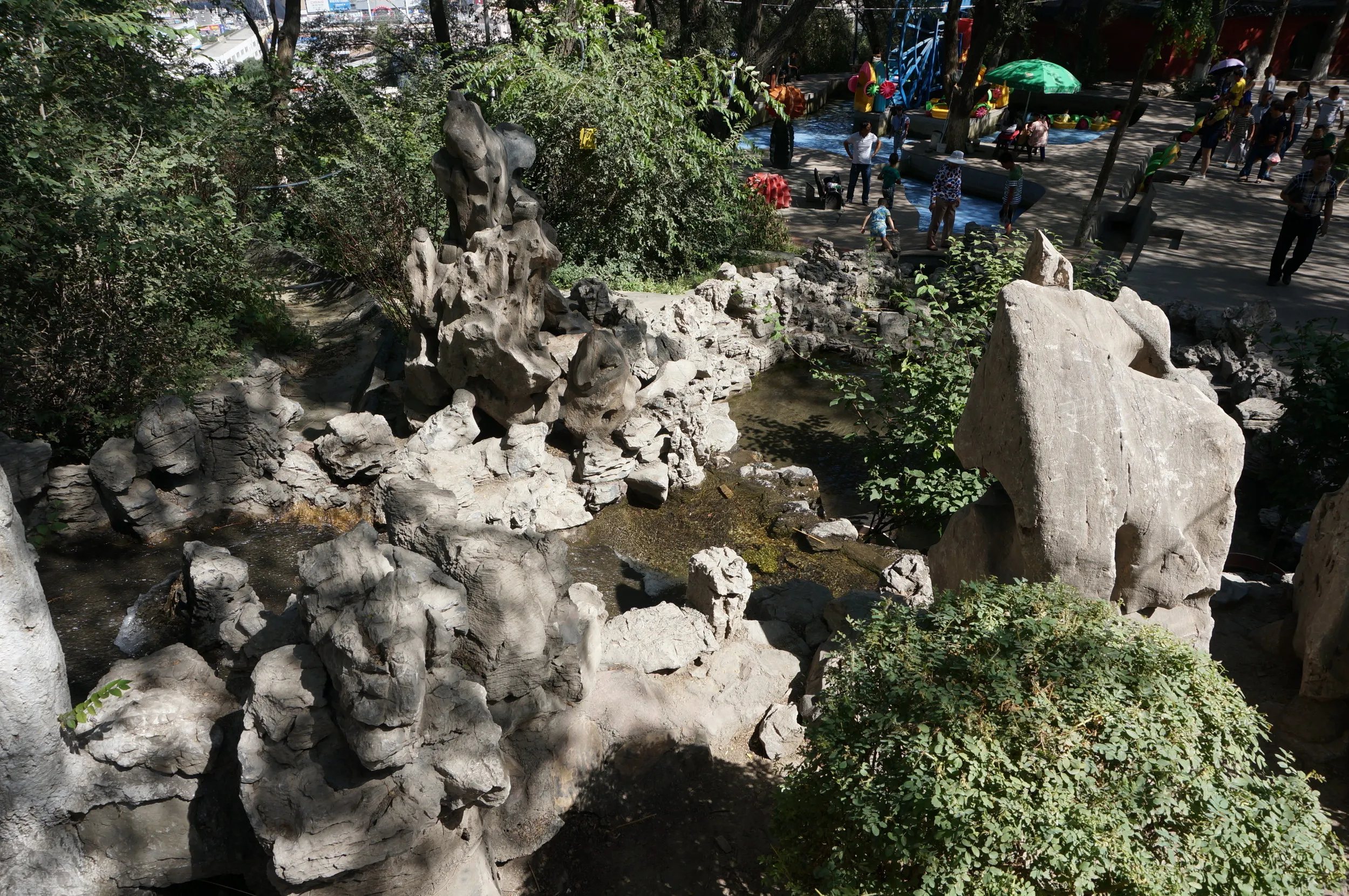 紅山公園を散歩しつつ観光