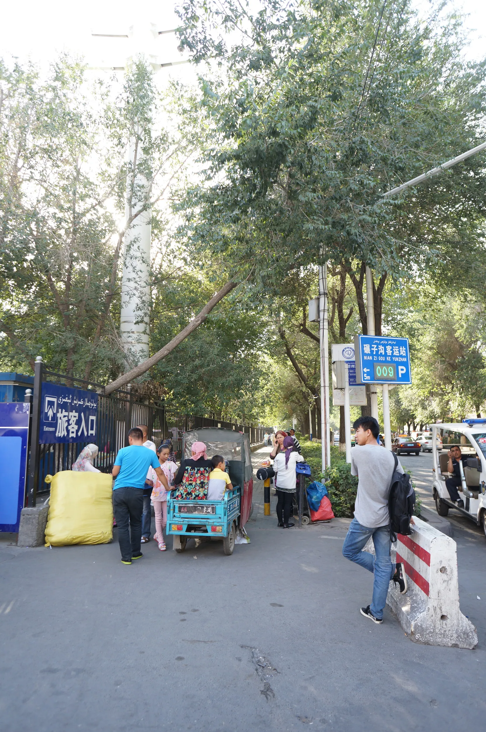 国際バスターミナル付近