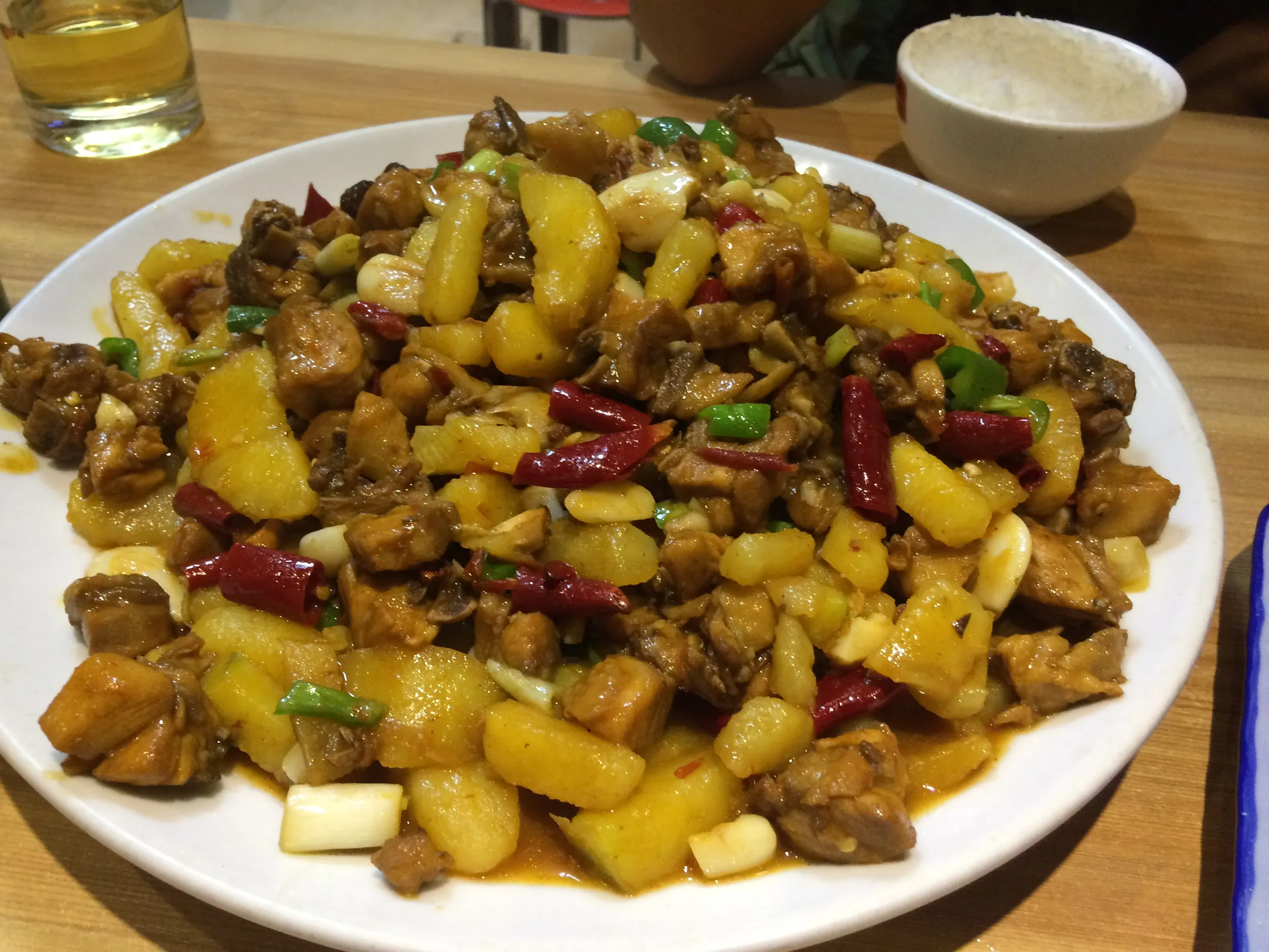 ユース傍の食堂