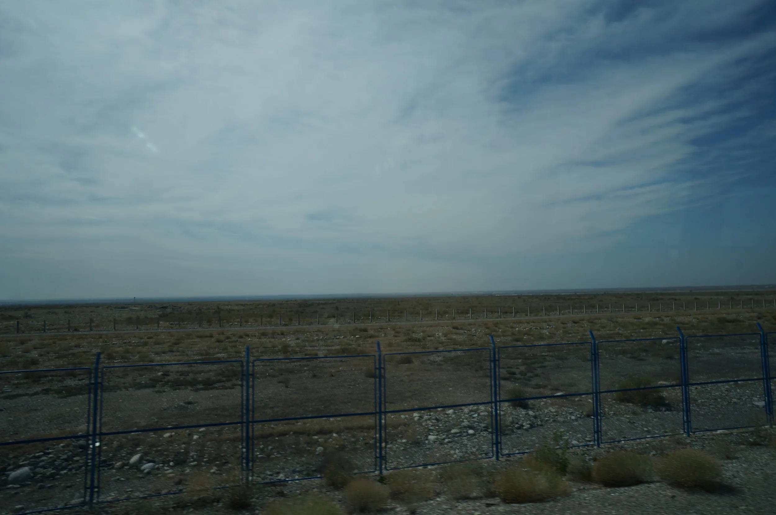 国境地帯を移動